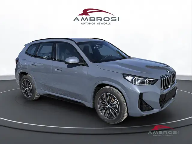 BMW X1 view 2