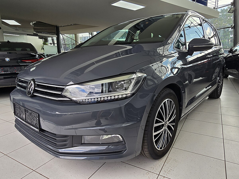 Volkswagen Touran 1,5 TSI Comfortline BMT 7-sitzer/Standheizung/N...
