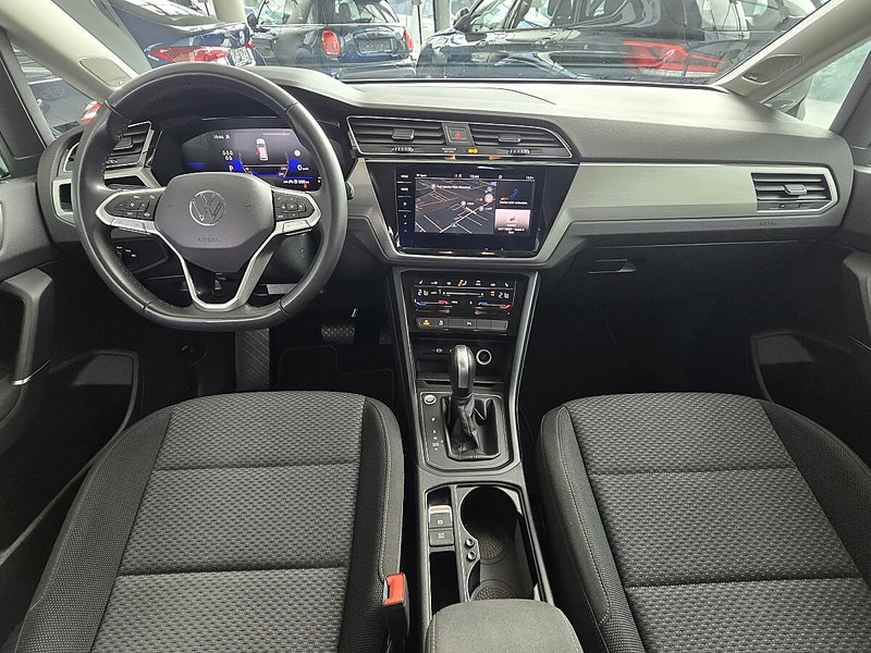 Volkswagen Touran 1,5 TSI Comfortline BMT 7-sitzer/Standheizung/N... — photo 9
