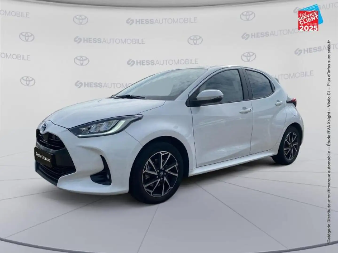 Toyota Yaris 116h Design 5p MY22 Blanc - 1