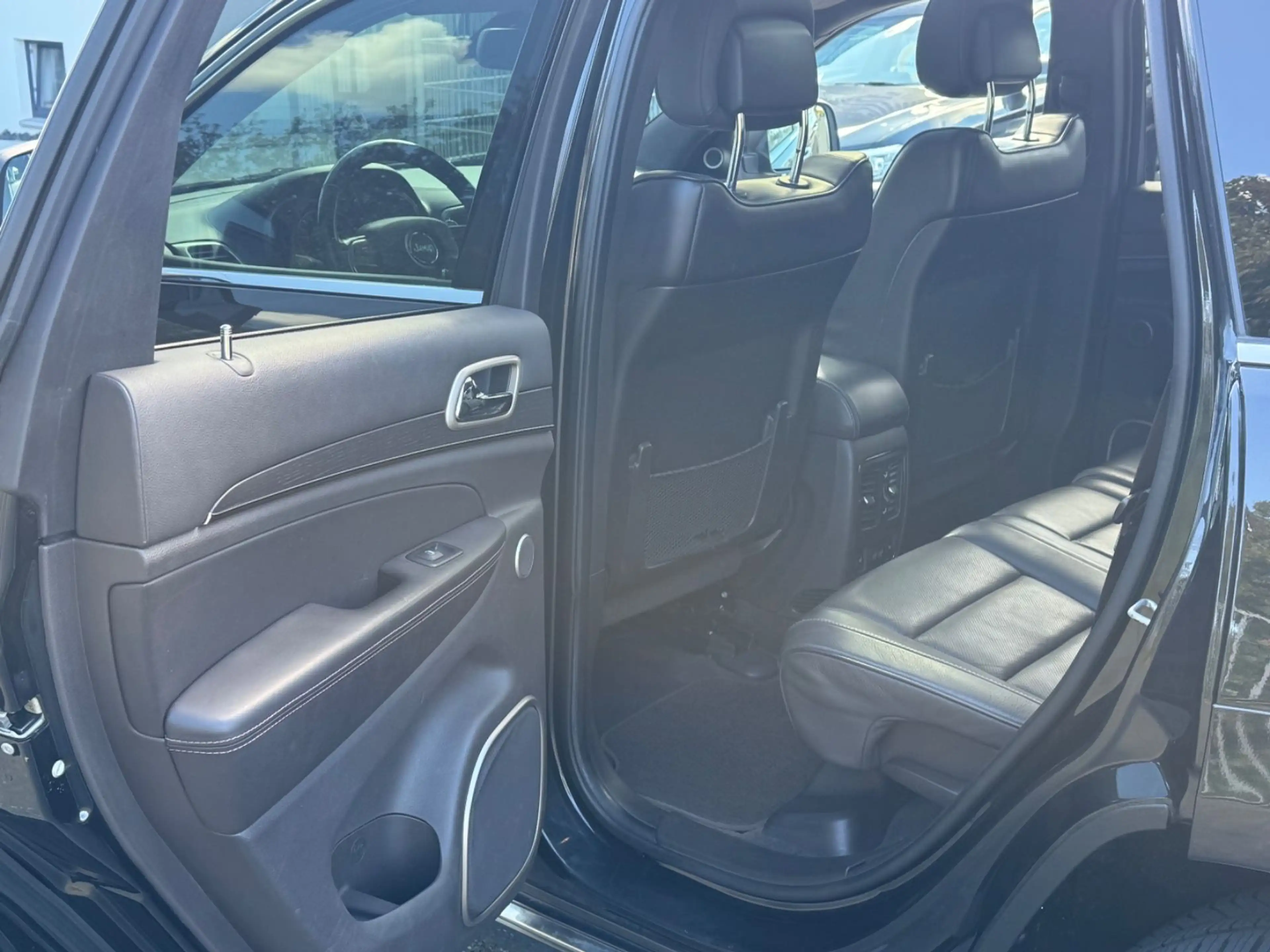 Jeep Grand Cherokee 3.0 CRD 184KW Summit Pan Kam AHK — photo 13