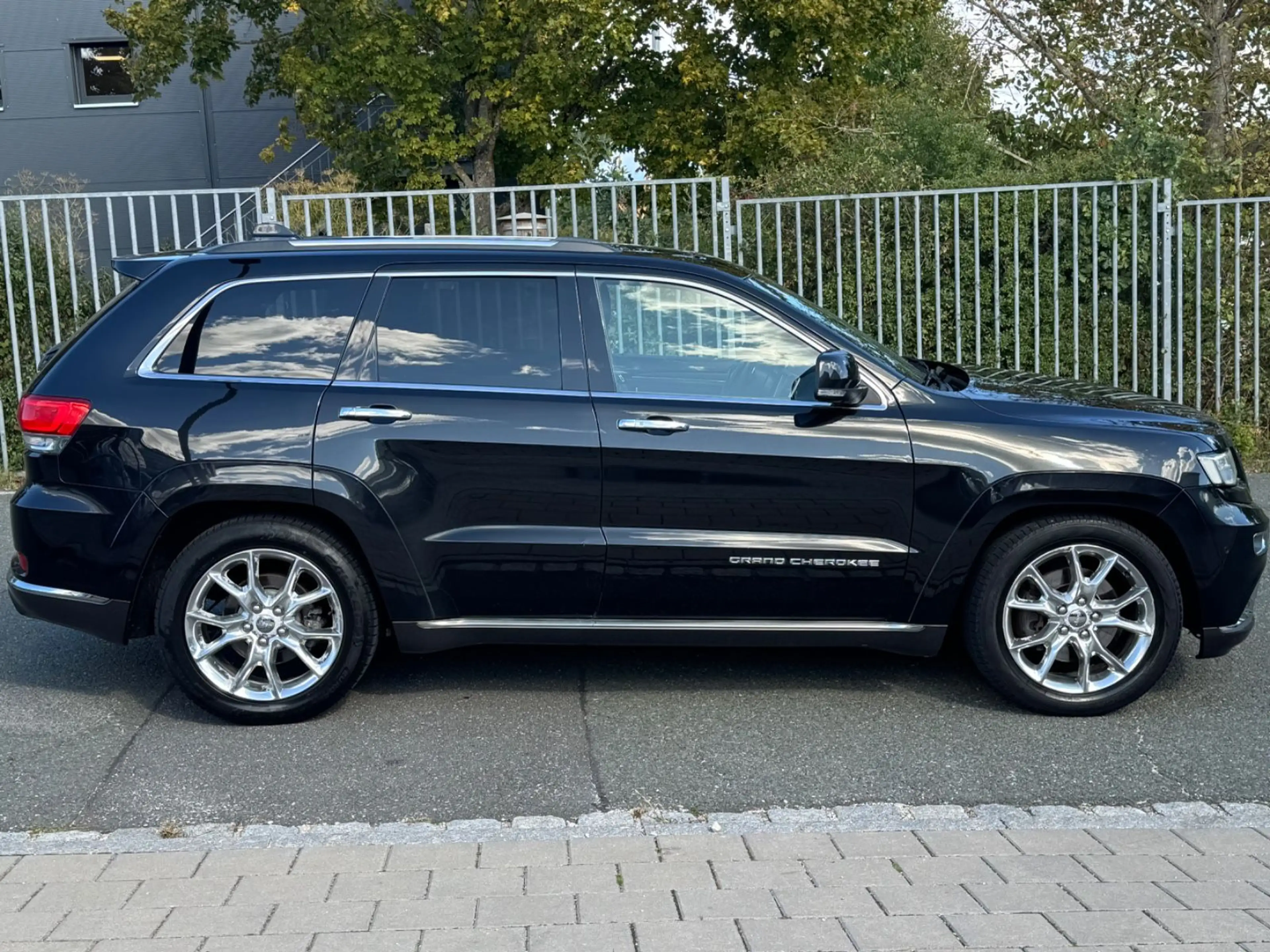 Jeep Grand Cherokee 3.0 CRD 184KW Summit Pan Kam AHK — photo 5