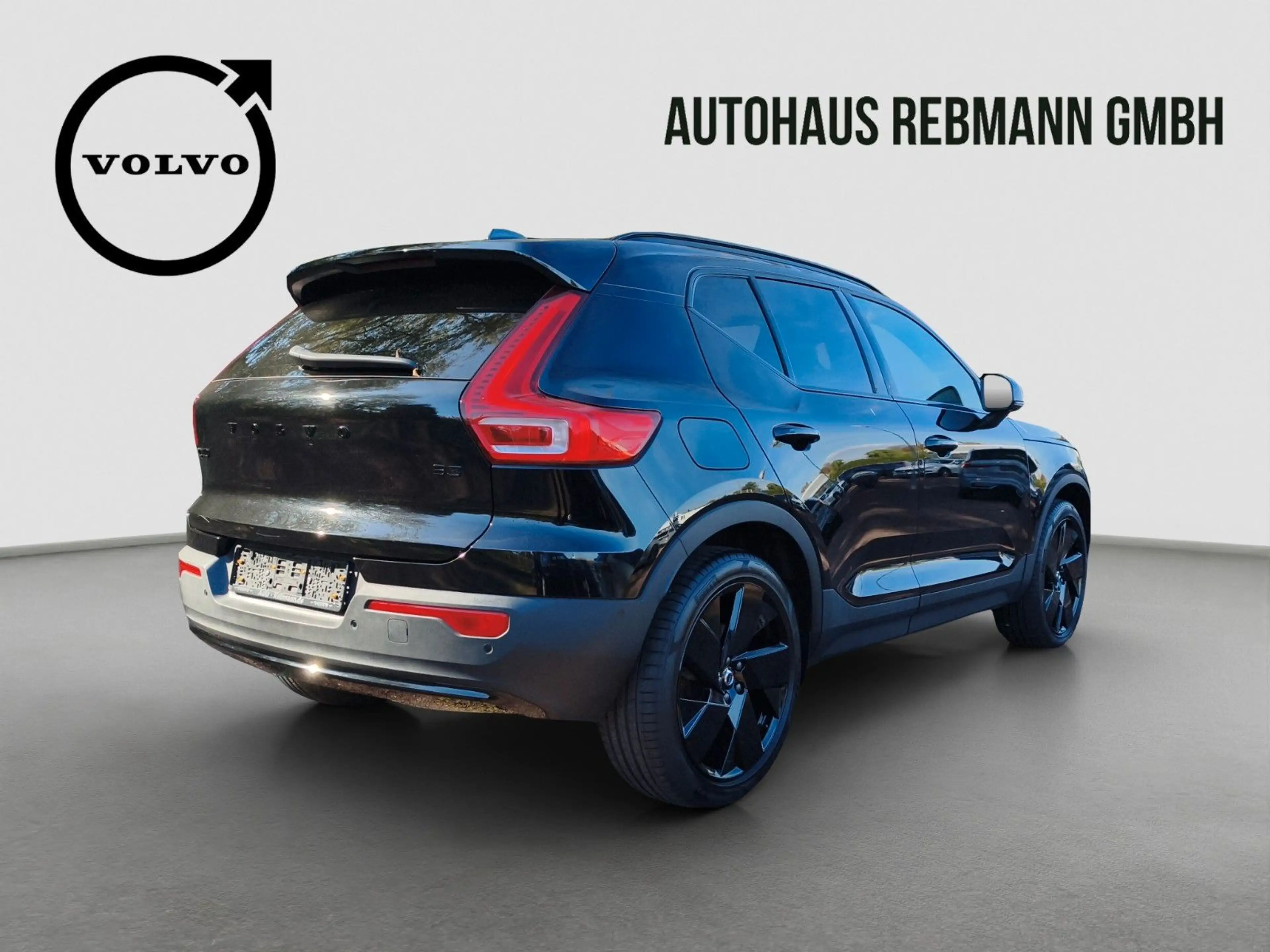 Volvo XC40 B3 Plus Black Edition 2WD — photo 6