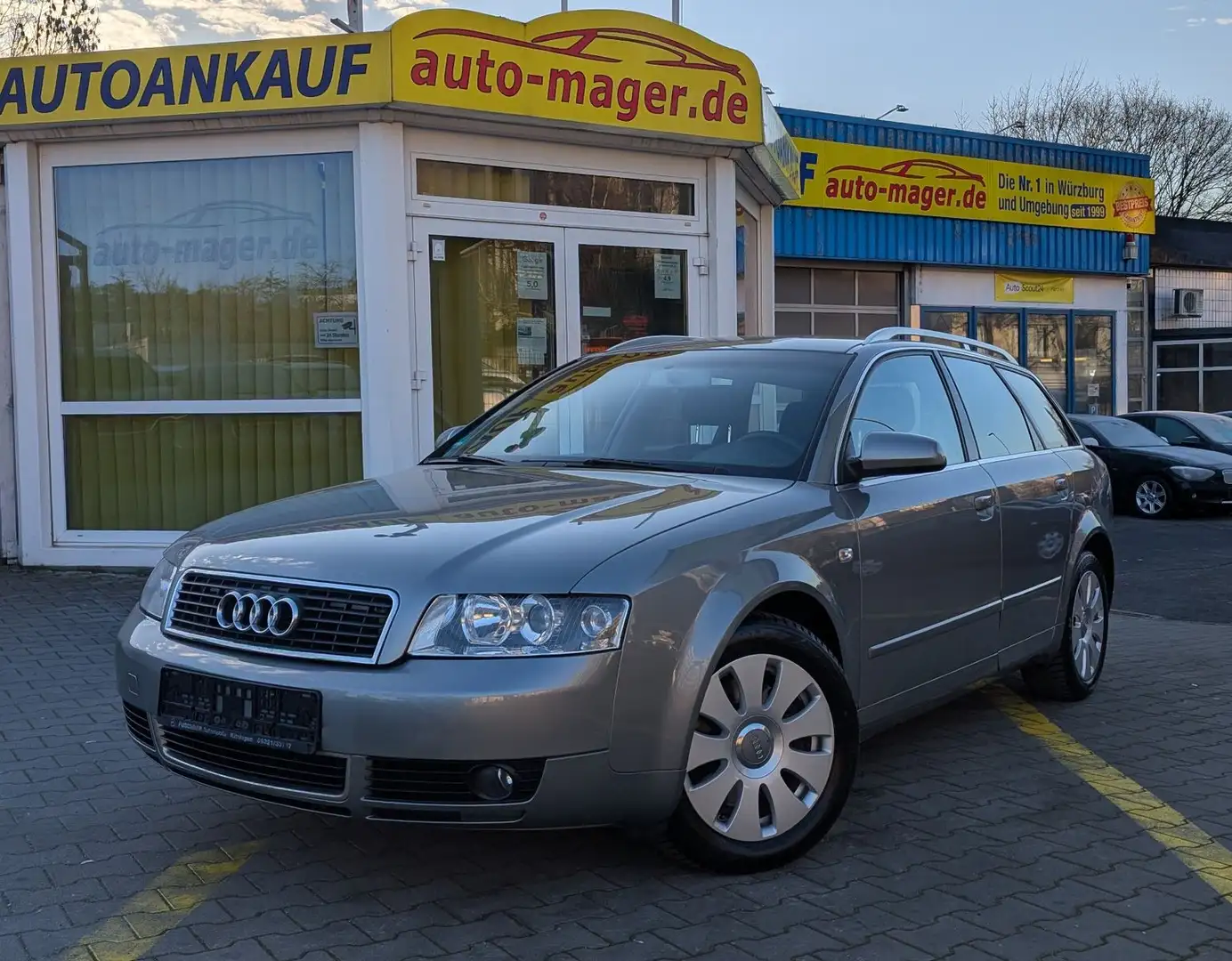 Audi A4 1.8 T Avant*2.Hand*2xKlimaauto*Tüv01.2026 Grau - 1