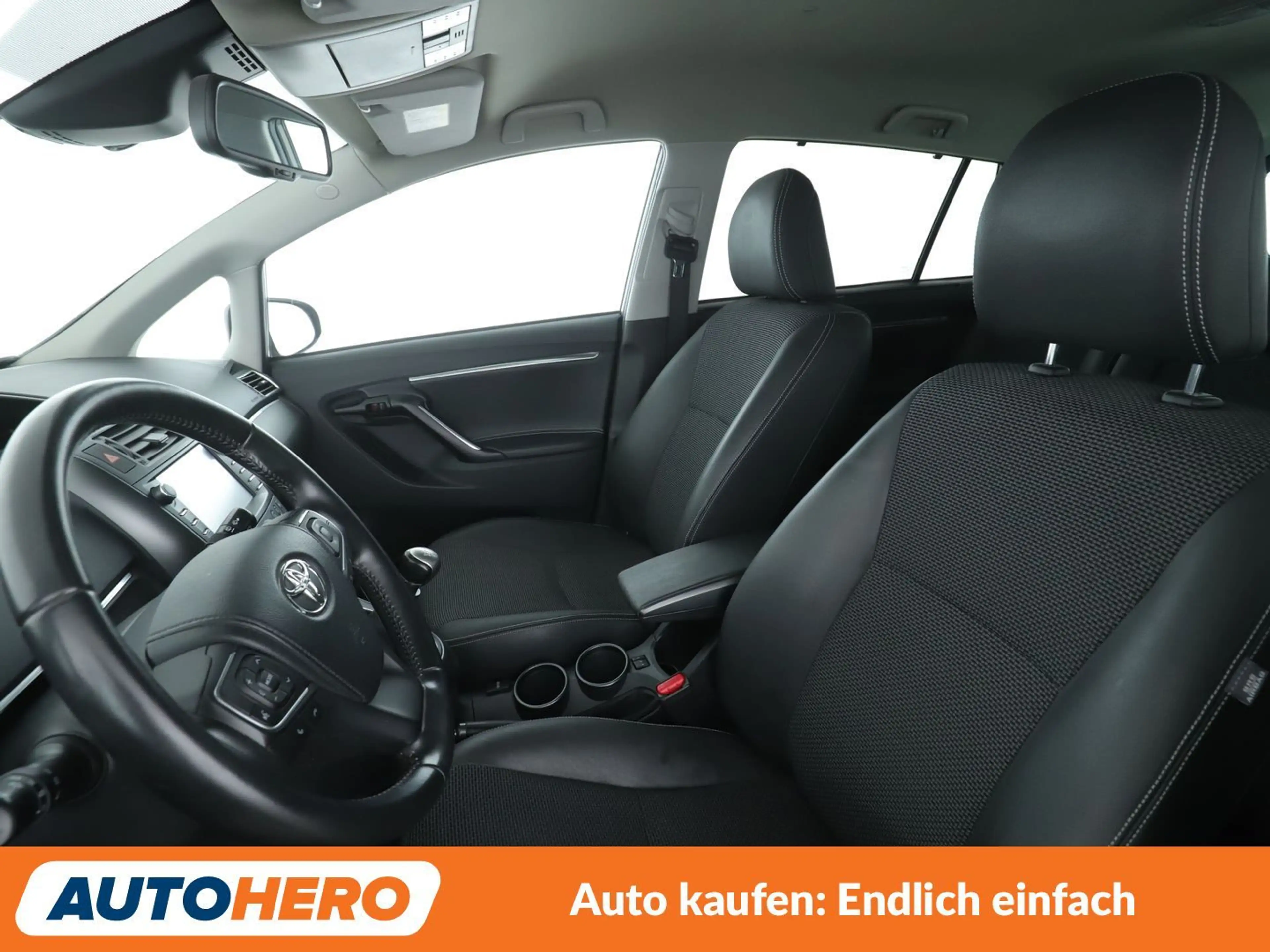 Toyota Verso 1.8 Executive *BiXENON*CAM*TEMPO*ALU* — photo 10