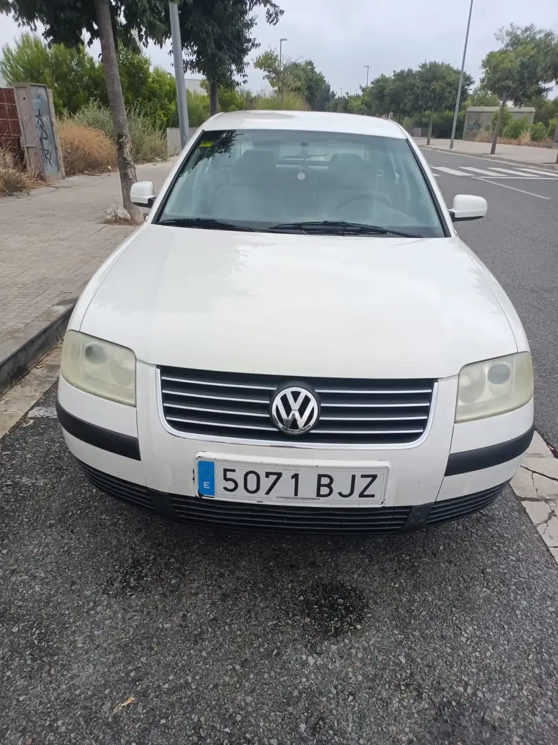 Volkswagen Passat 1.9TDI Comfortline 130 Blanco - 1