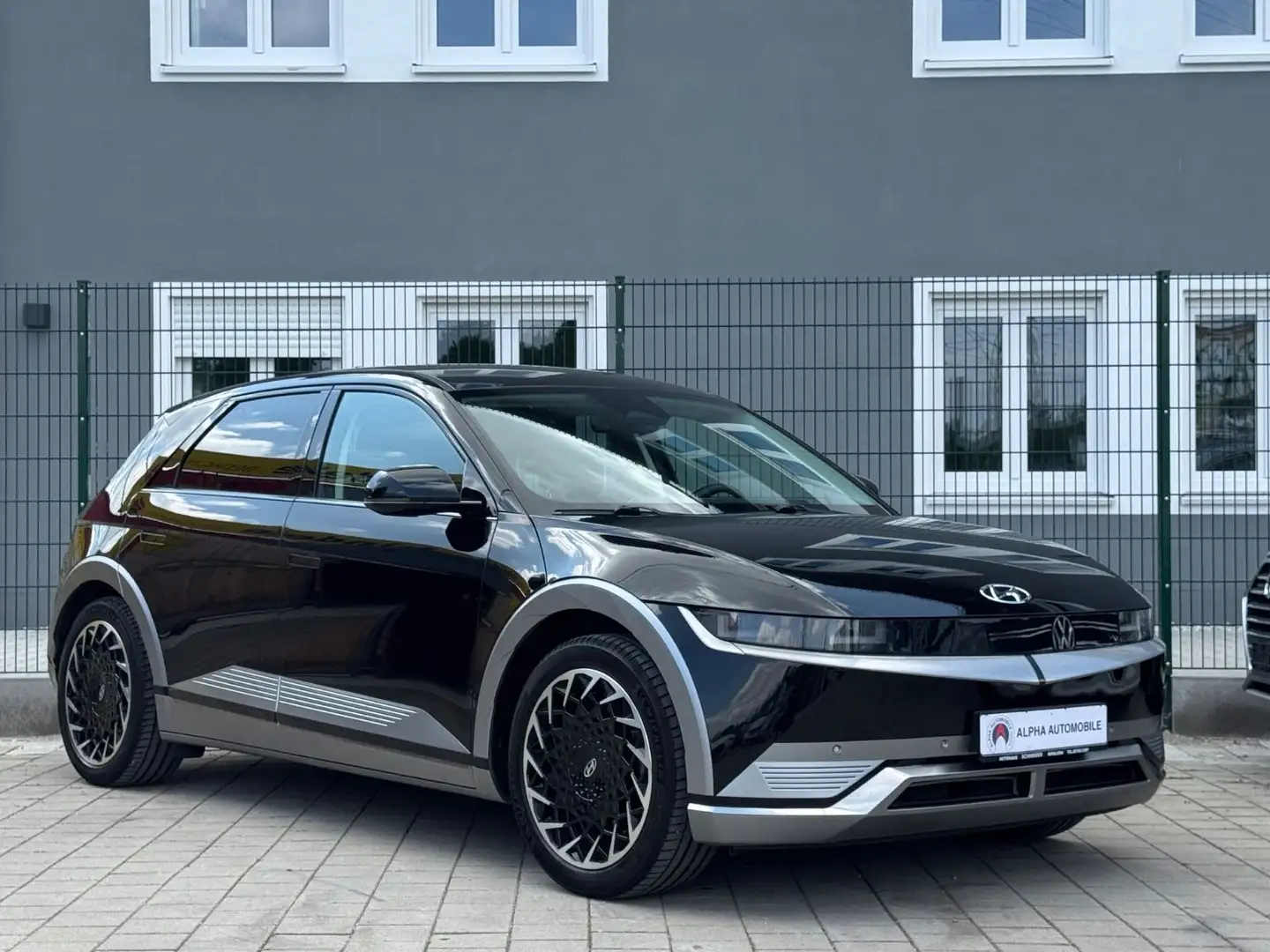 Hyundai IONIQ 5 Ioniq Elektro/NAVI/RÜCK.KAMERA/1.HAND Чорний - 2