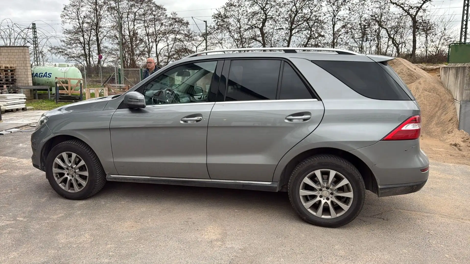 Mercedes-Benz ML 250 CDI BlueTec *COMAND*ILS*PDC*SPORT* Silber - 2