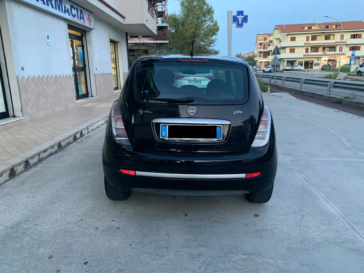Lancia Ypsilon Ypsilon 1.3 mjt 16v Platino 90cv Nero - 2