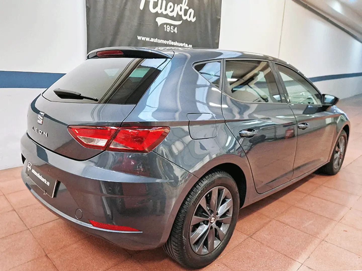 SEAT Leon 1.0 EcoTSI S&S Style 115 Gris - 2