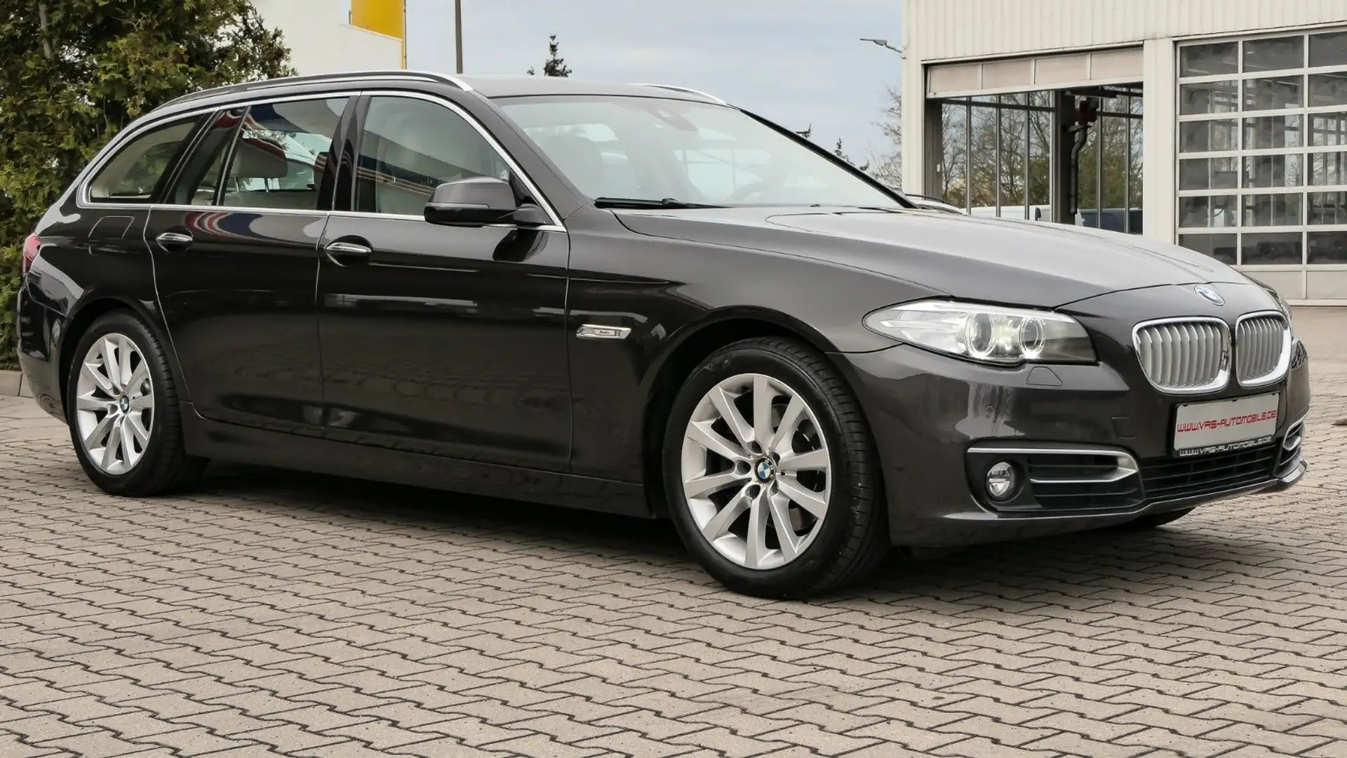 BMW 520 i Touring*Leder exclusive*Panorama* Brun - 2