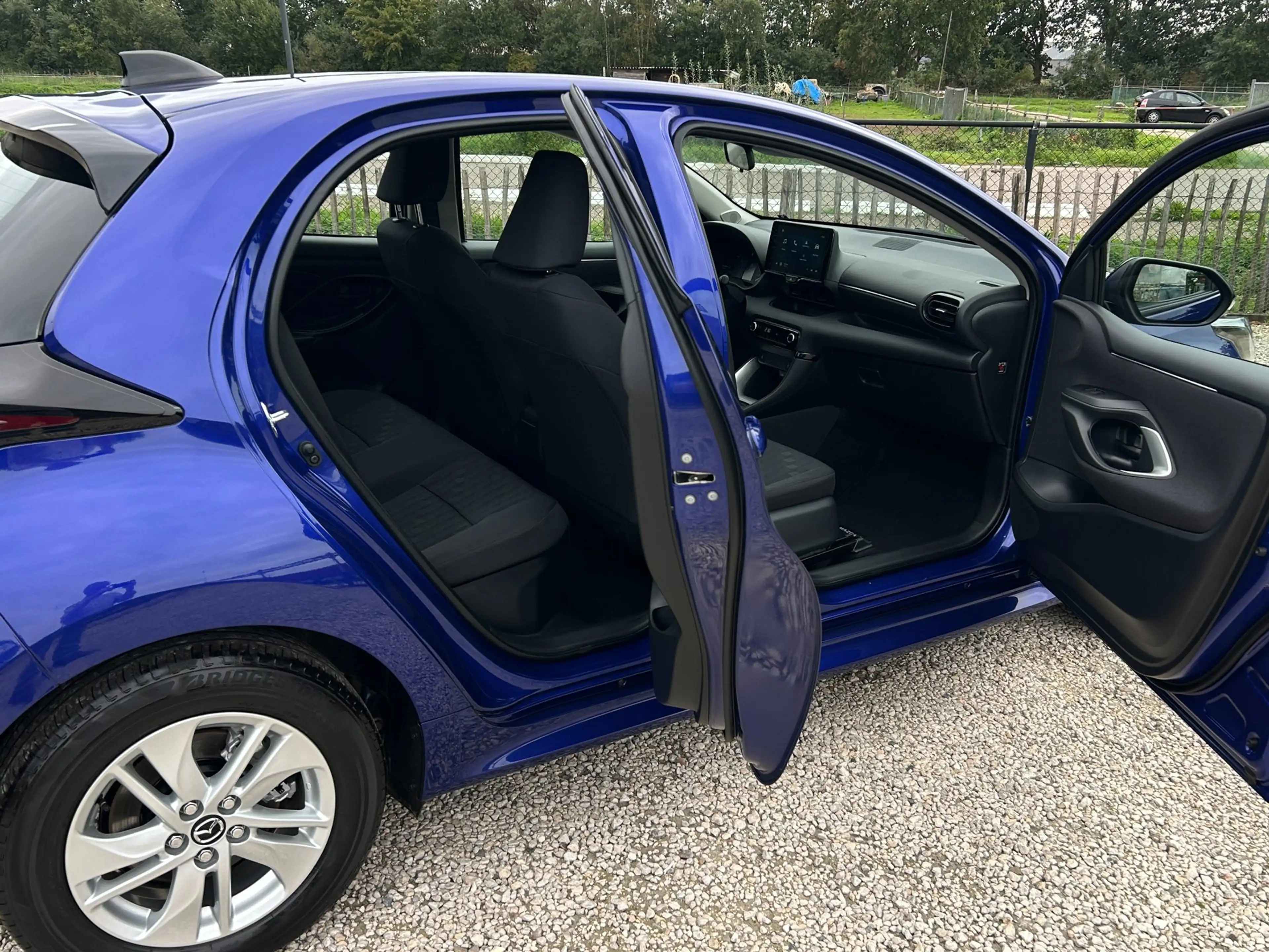 Mazda 2 Hybrid 1.5 Centre-line Stoelverwarming, LED, ECC, — photo 3
