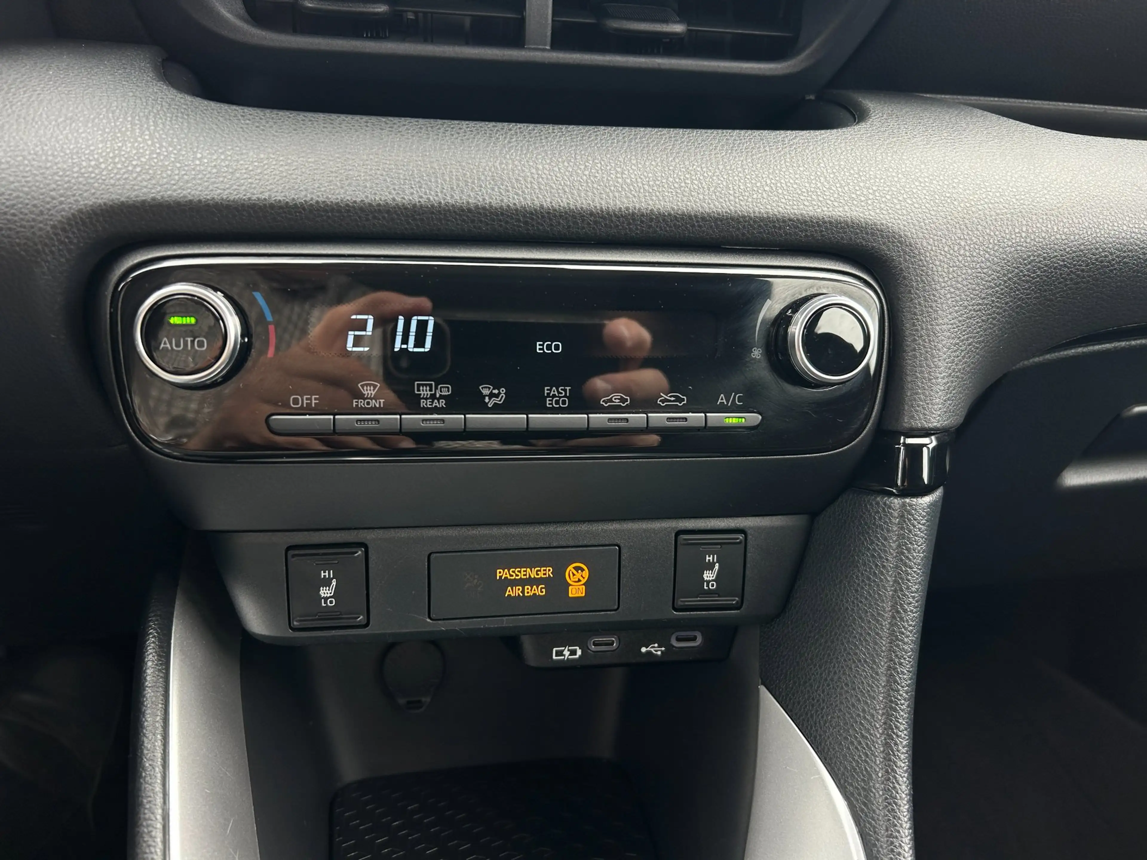 Mazda 2 Hybrid 1.5 Centre-line Stoelverwarming, LED, ECC, — photo 12