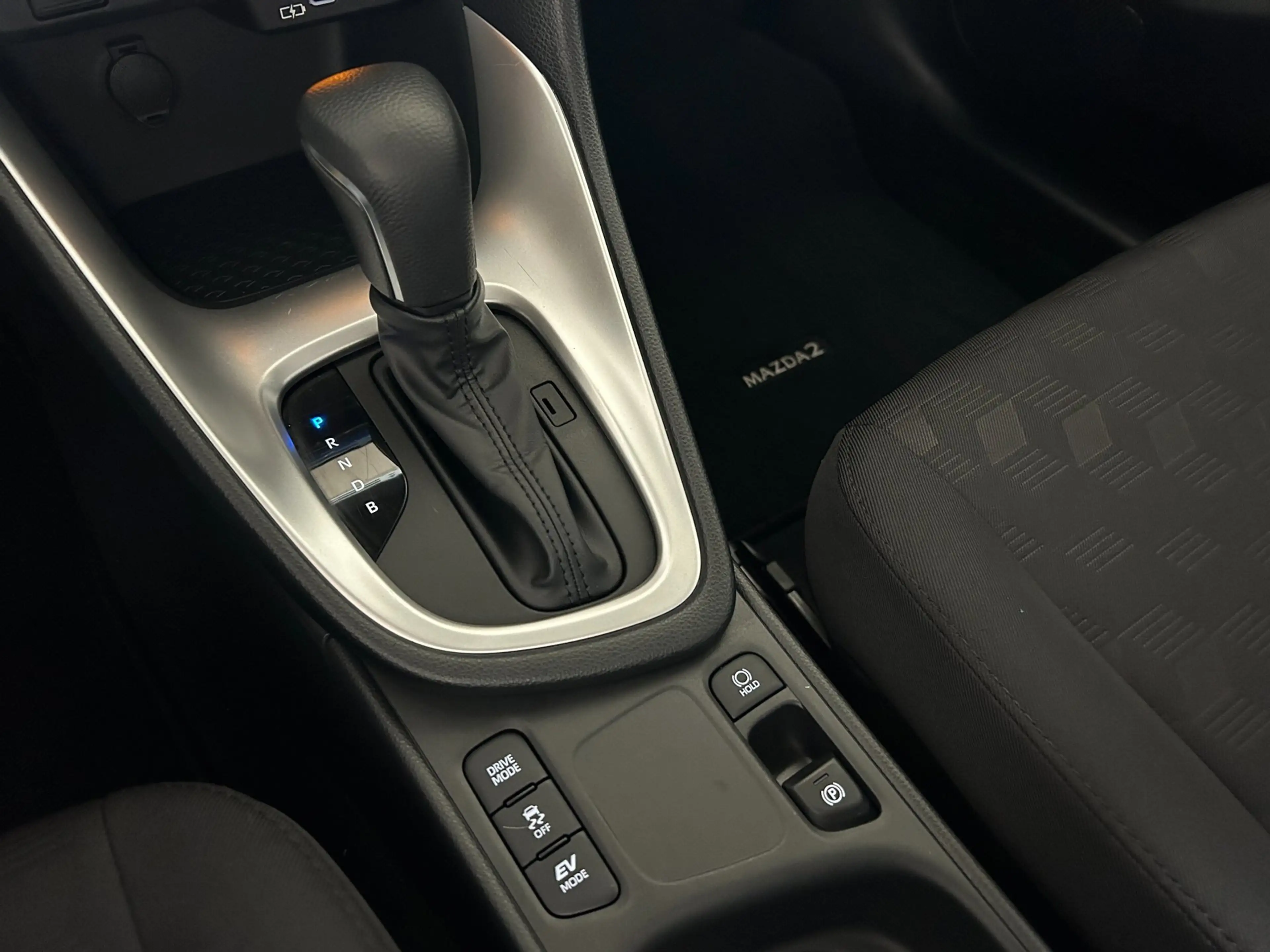 Mazda 2 Hybrid 1.5 Centre-line Stoelverwarming, LED, ECC, — photo 15
