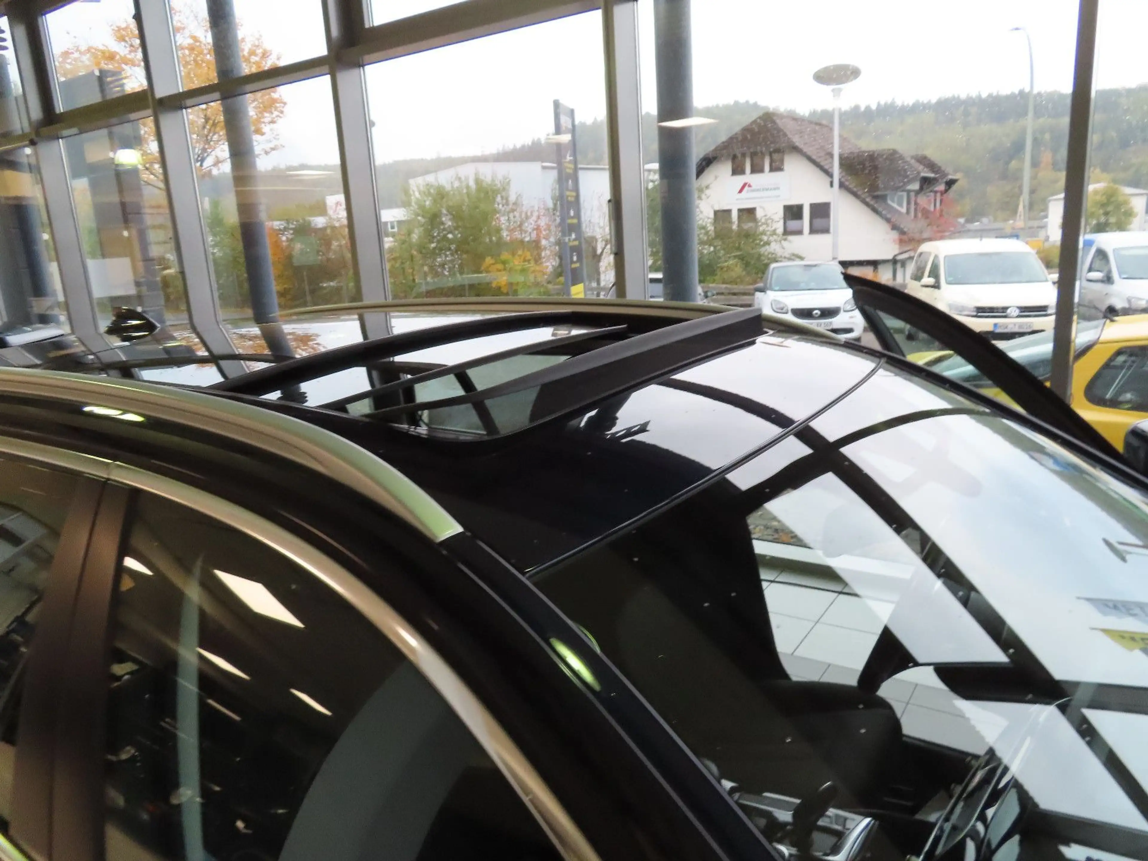 BMW 530 dTouring PANO AHK — photo 6