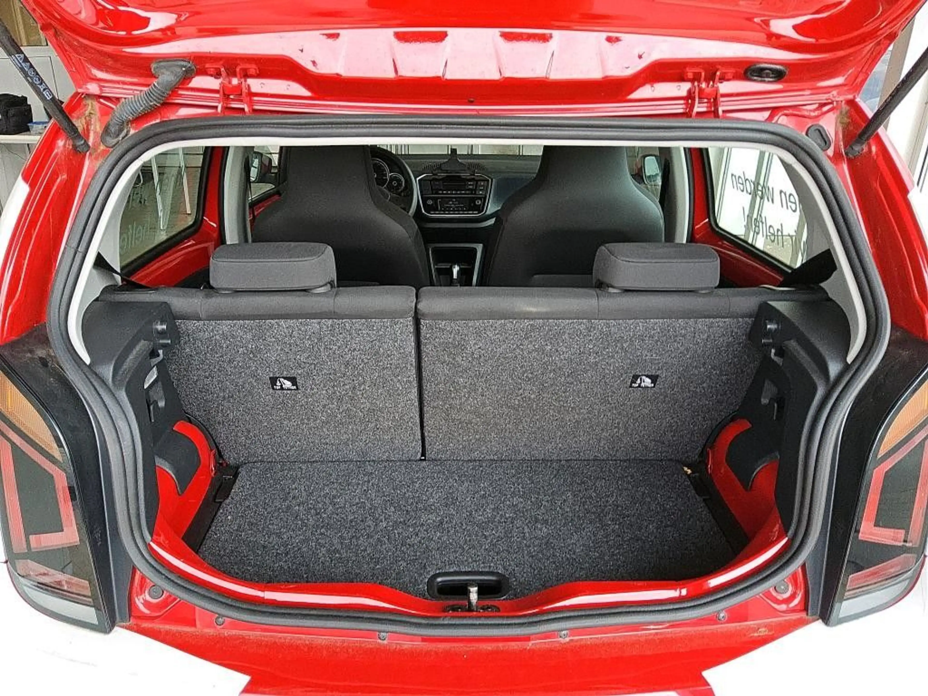 Volkswagen e-up! move Aut. Navi SHZ PDC Kamera CCS — photo 7