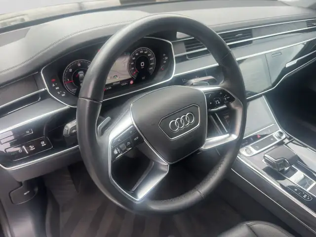 Audi A8 view 9
