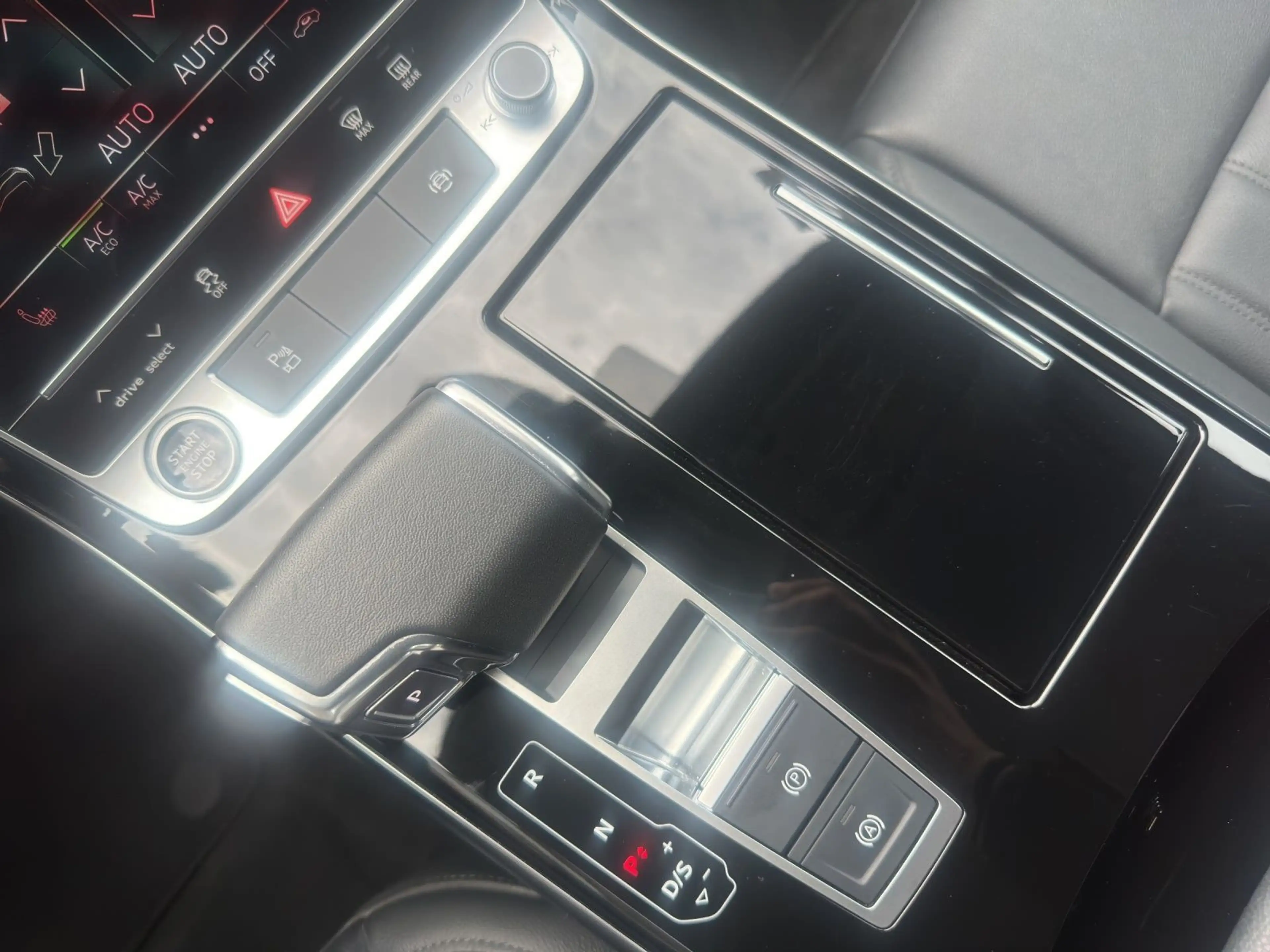 Audi A8 50 TDI Q HD-MATRIX VIRTUAL LEDER KAMERA — photo 11