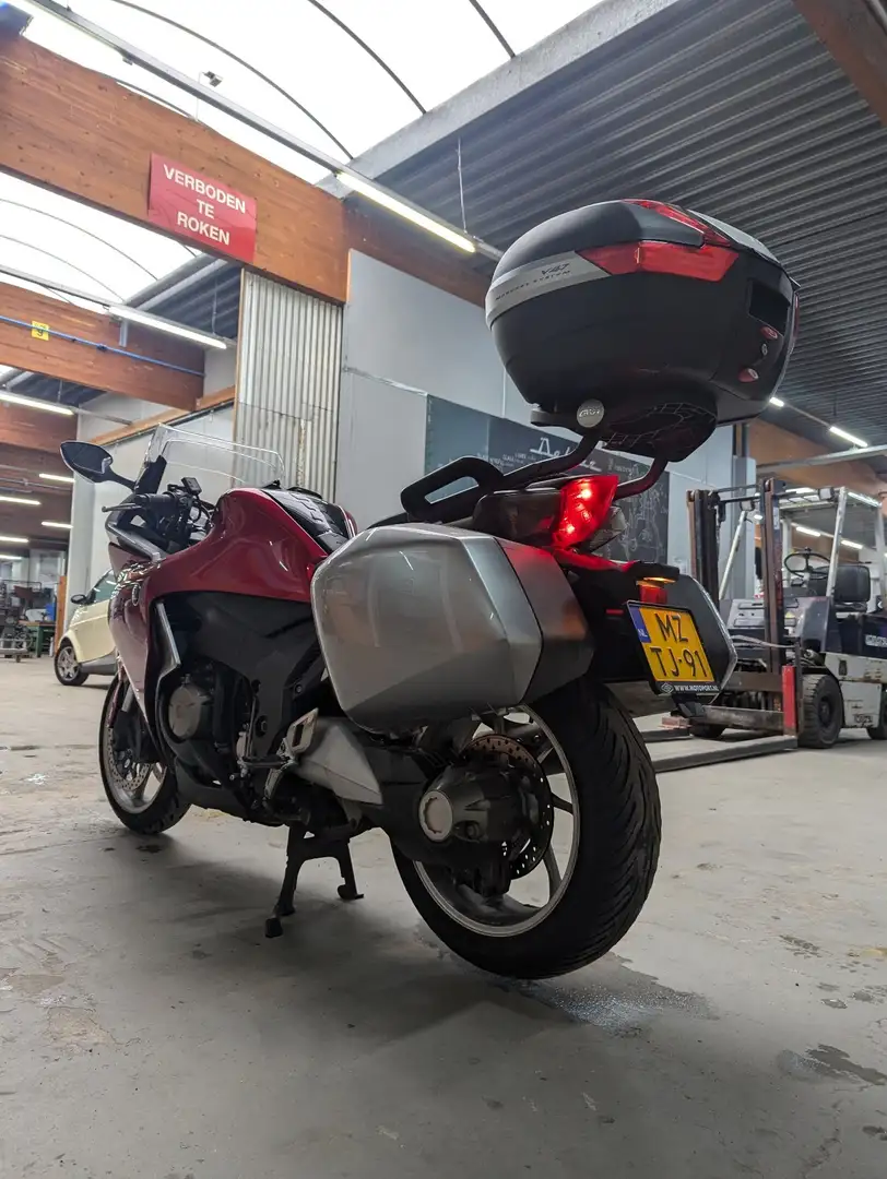 Honda VFR 1200 Roşu - 2