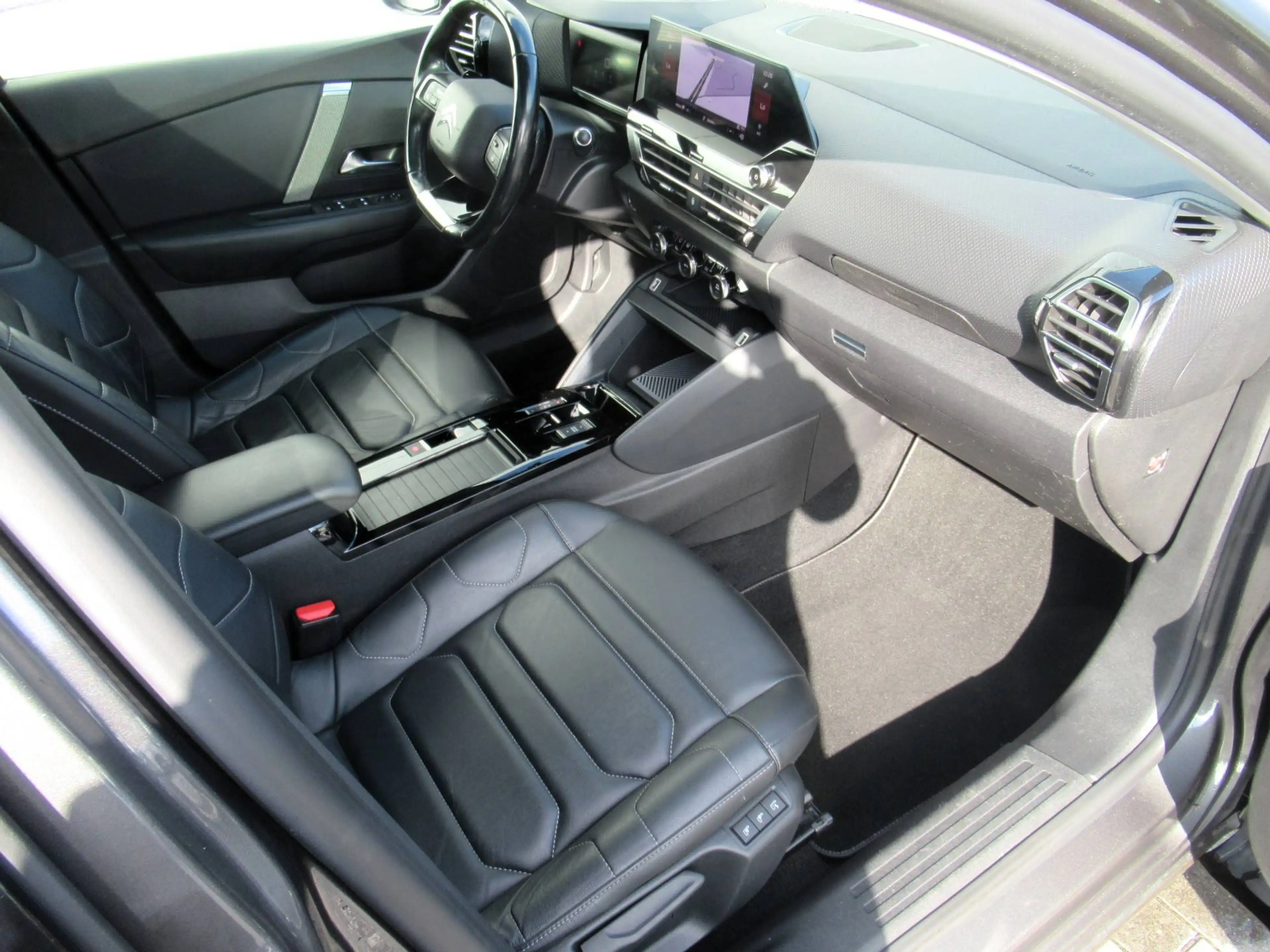 Citroen C4 1.5 HDi Aut. Shine / € 8.999 netto / Pano / Leder / Navi / ... — photo 10