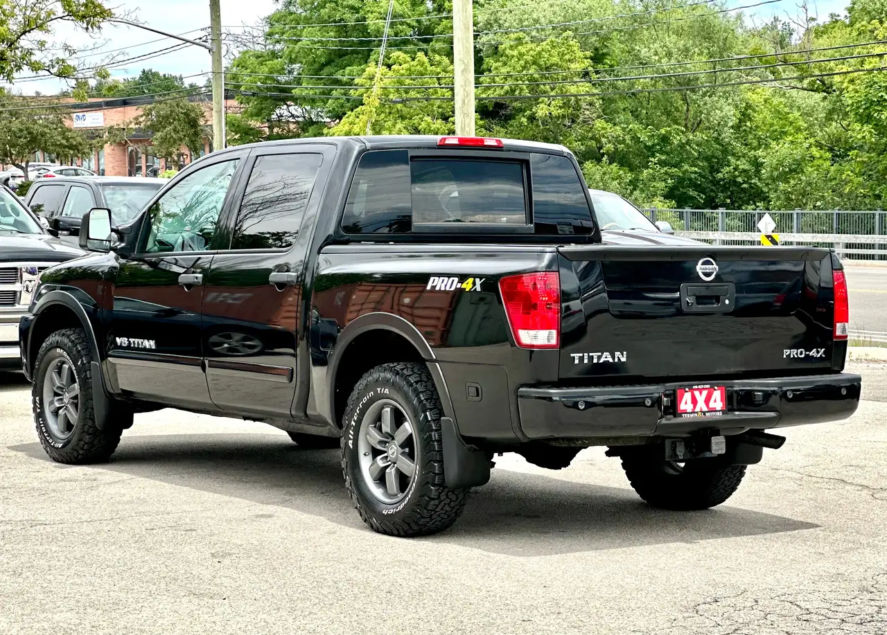 Nissan Titan fotografie Nissan Titan