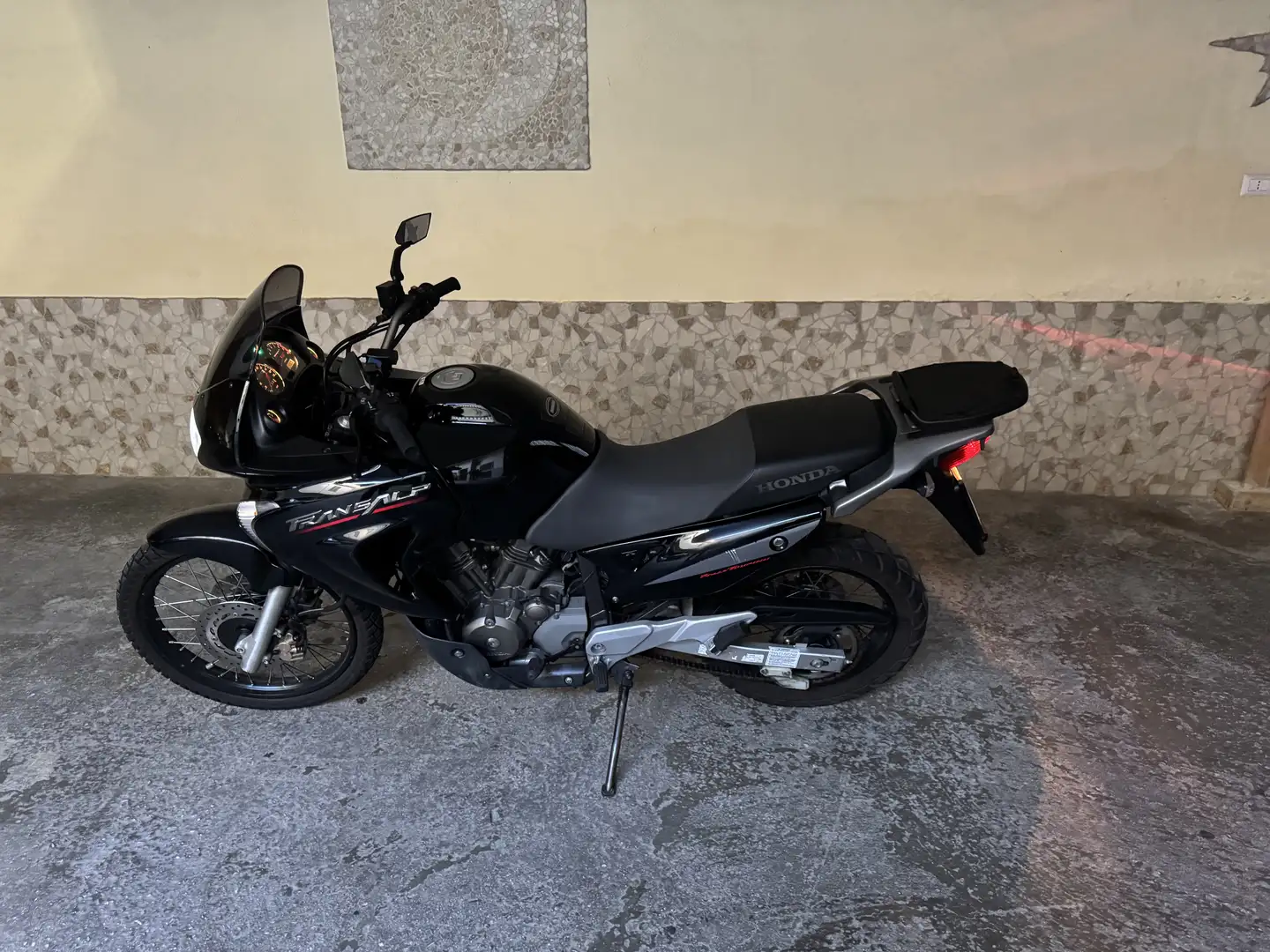 Honda Transalp Nero - 1