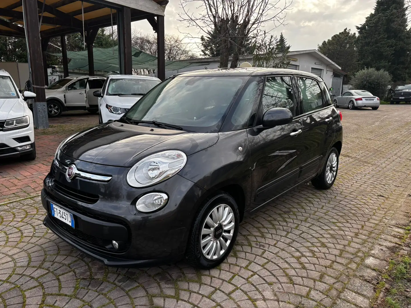 Fiat 500L 1.3 mjt Business 95cv IDONEA PER NEOPATENTATI Schwarz - 1