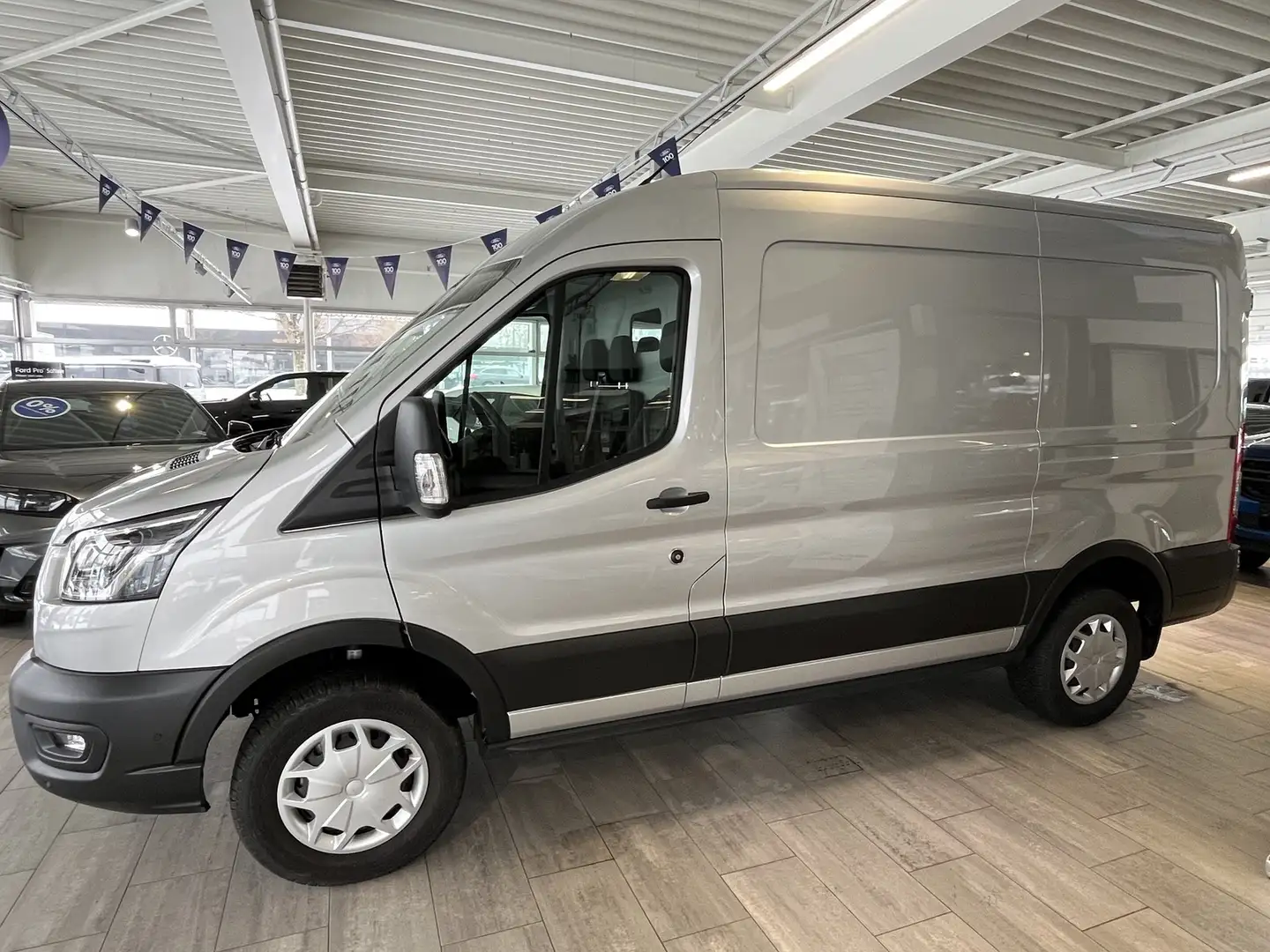 Ford Transit E Kasten 350 L2 Trend Silber - 2