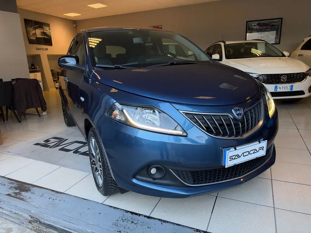 Lancia Ypsilon 2023 из Европы — купить под ключ