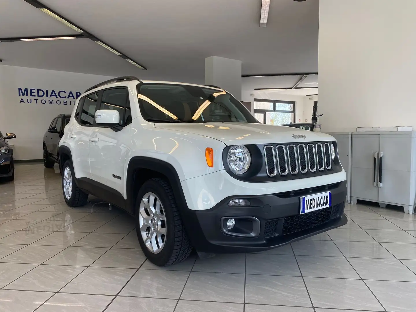Jeep Renegade 1.6 mjt Longitude fwd 120cv Blanco - 1