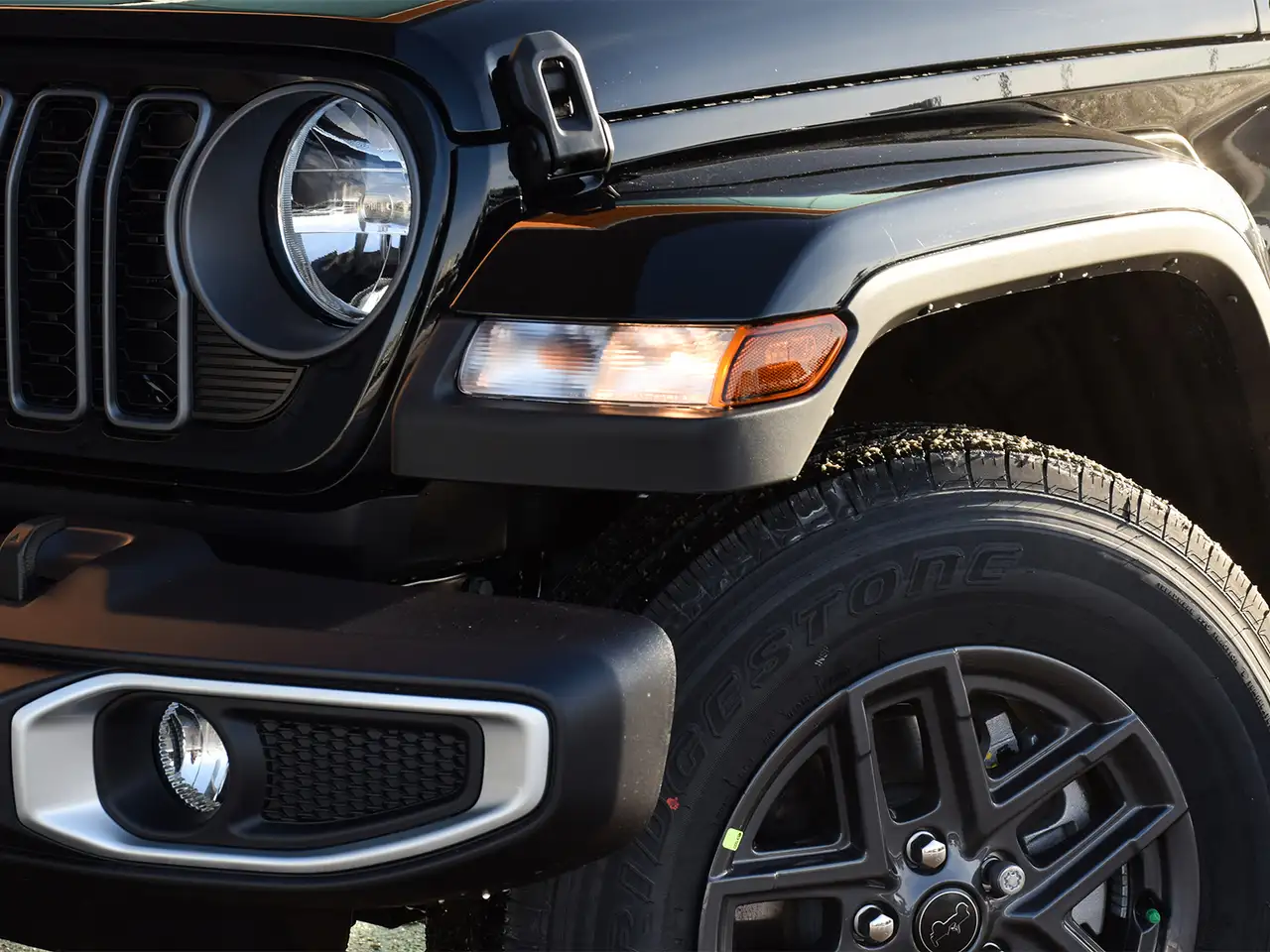 Jeep Gladiator photo Jeep Gladiator