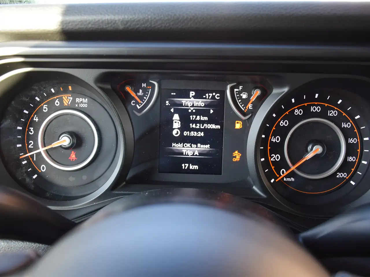 Jeep Gladiator photo Jeep Gladiator