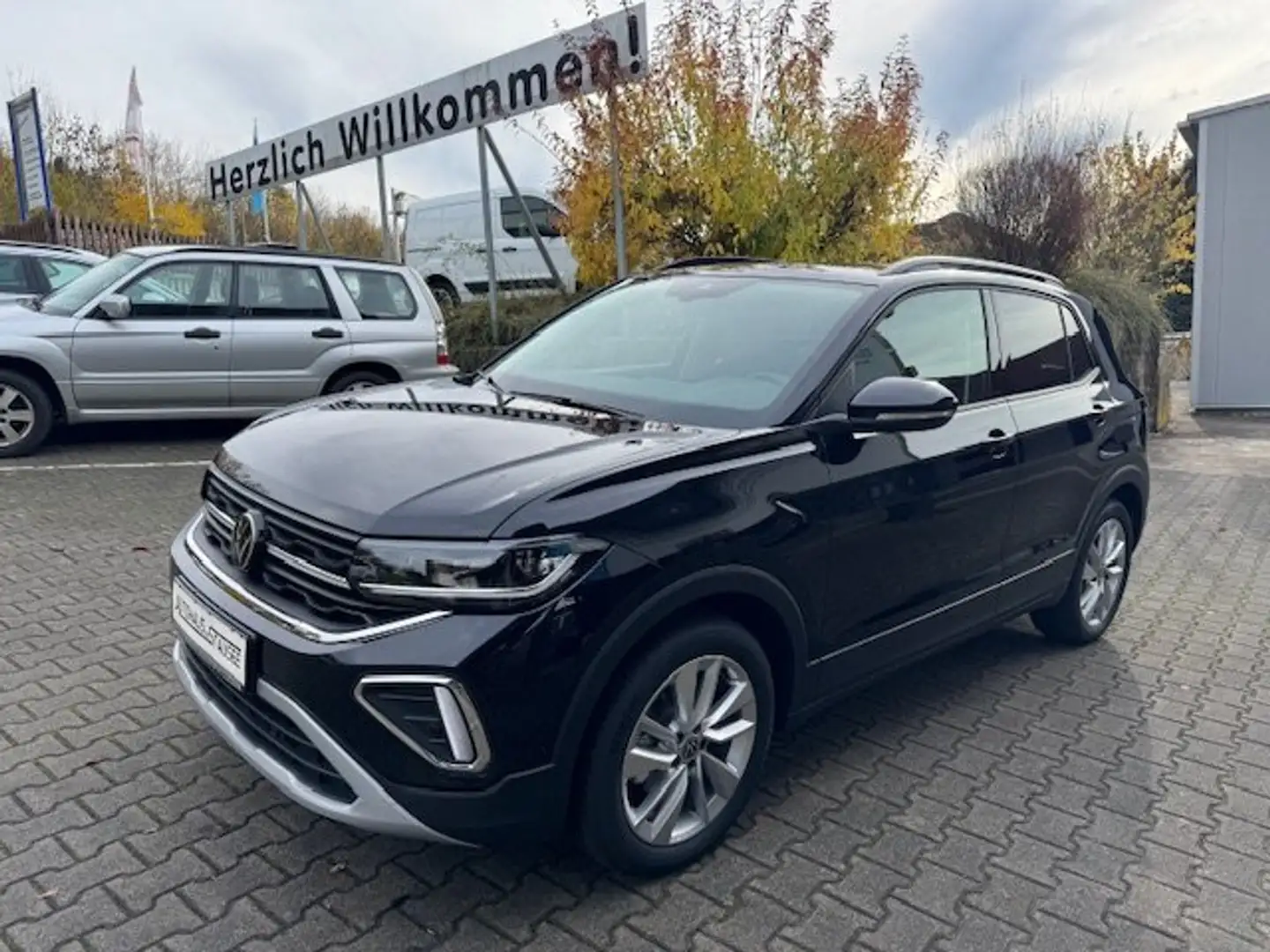 Volkswagen T-Cross 1.0 TSI DSG Life *IQ-Light*Navi-vorbereitet*Keyles Noir - 1