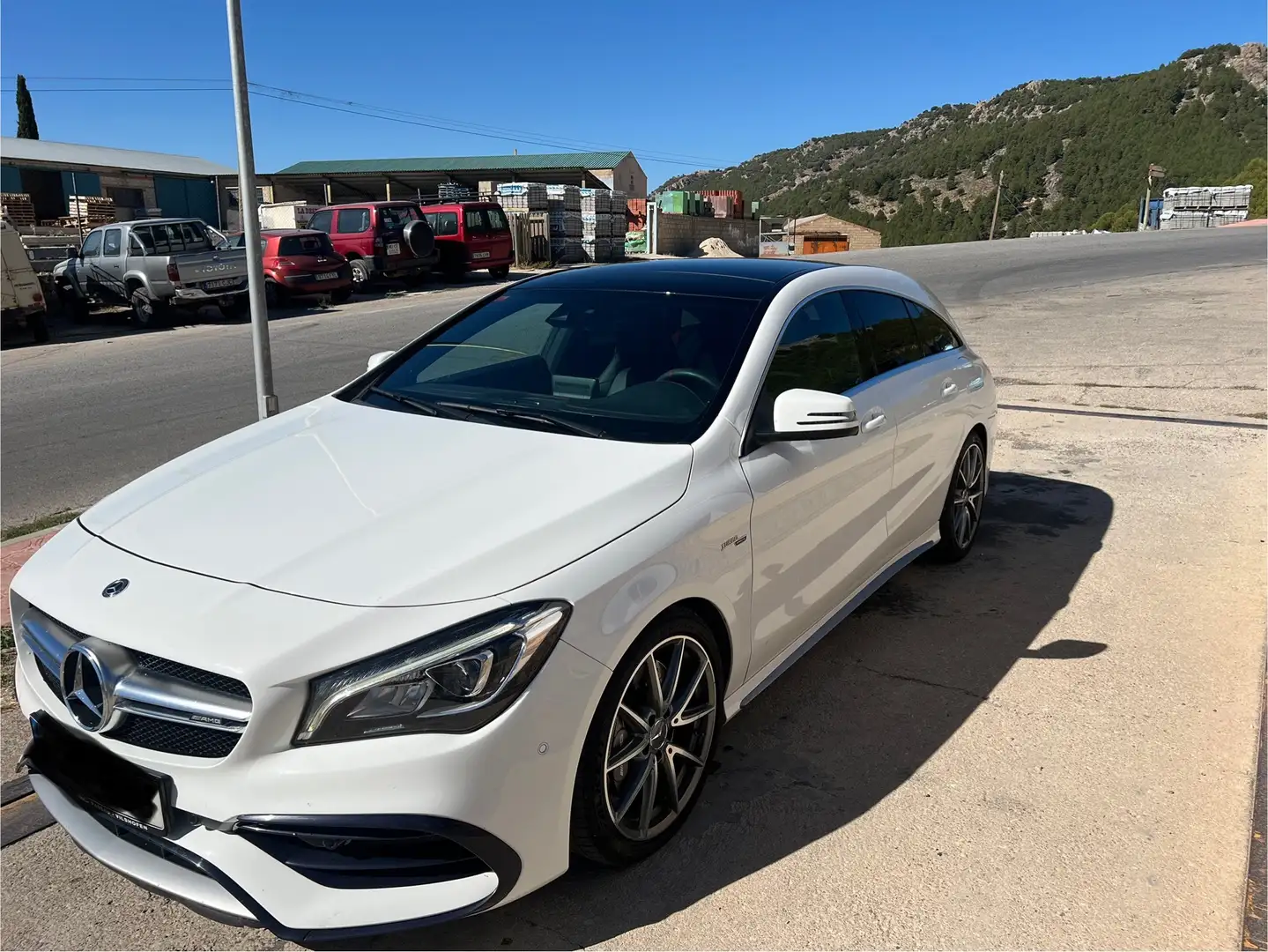 Mercedes-Benz CLA 45 AMG CLA Shooting Brake 45 AMG 4Matic 7G-DCT AMG Blanco - 1