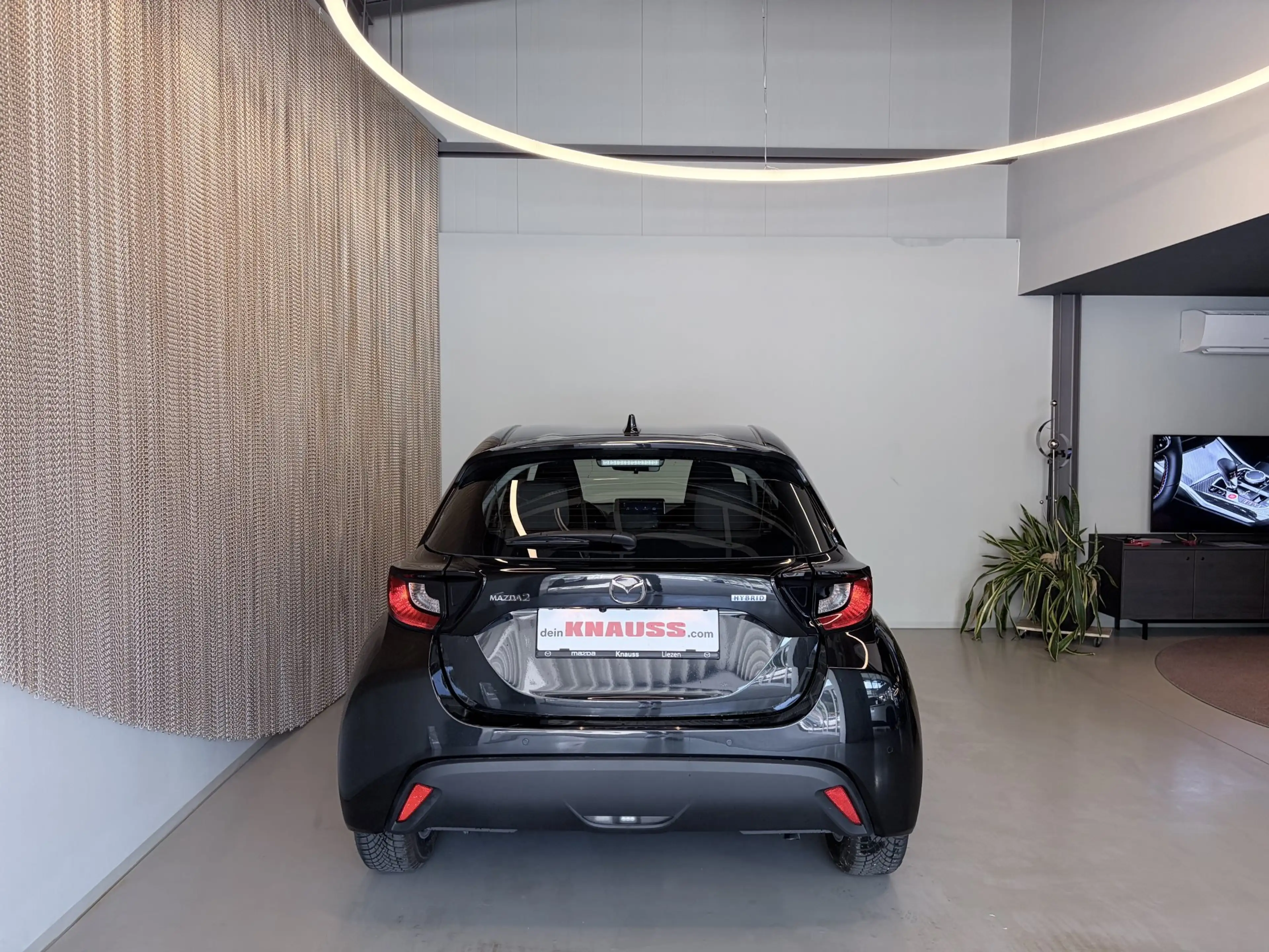 Mazda 2 Hybrid Exclusive Line — photo 4