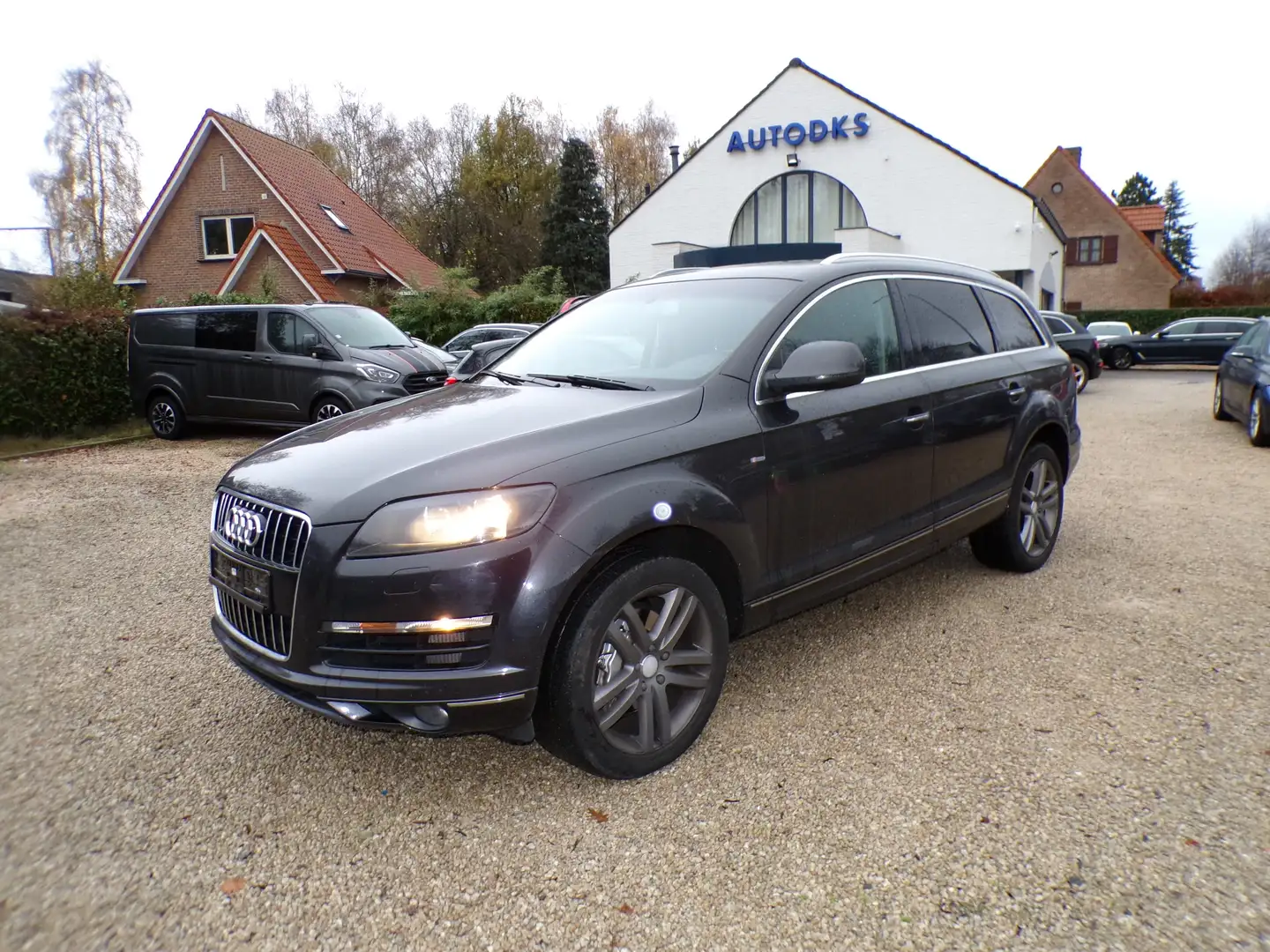 Audi Q7 7 seat!!! Noir - 1