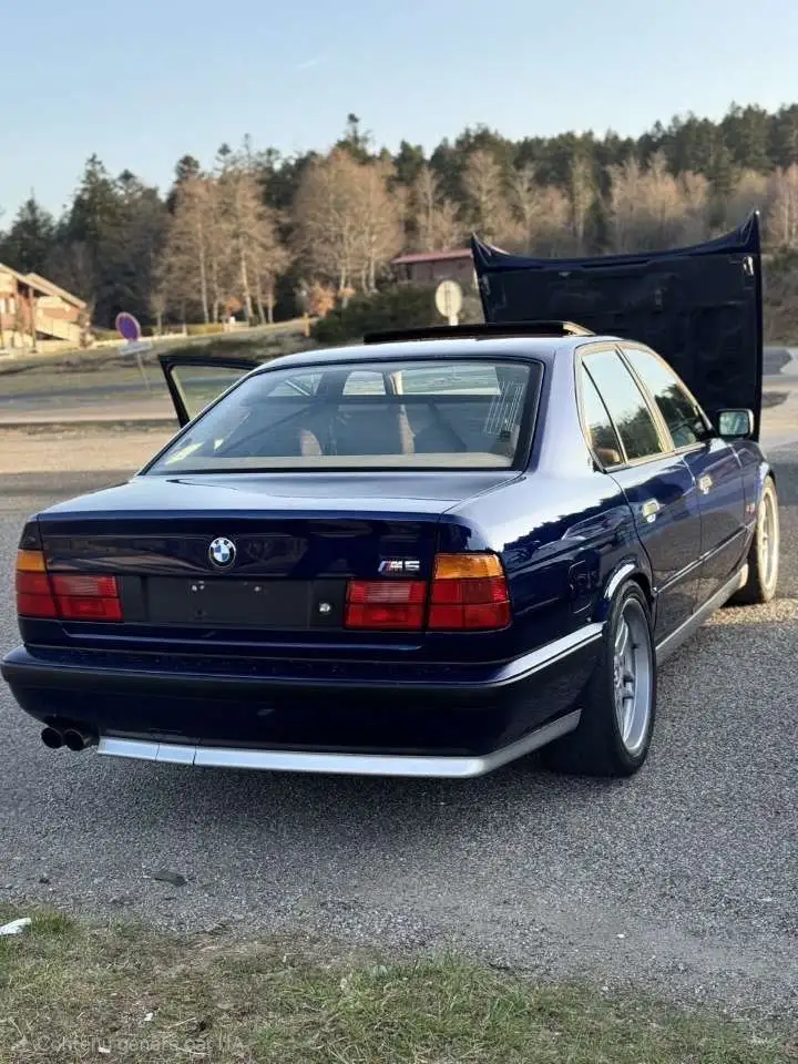 BMW M5 3.6, foto 2