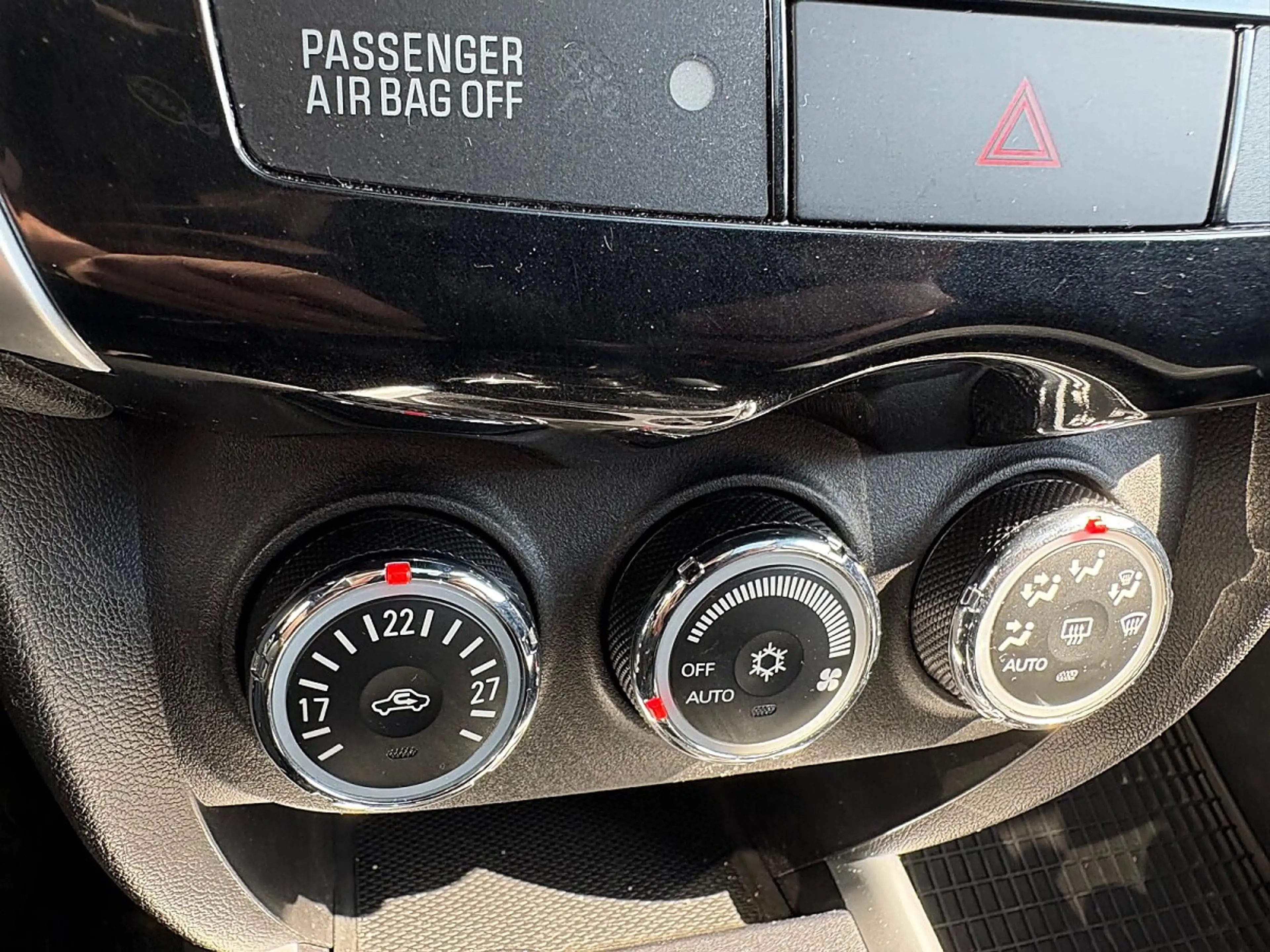 Peugeot 4008 1,8 HDi 150 ALLRAD, FAP Allure **TOP*** — photo 8
