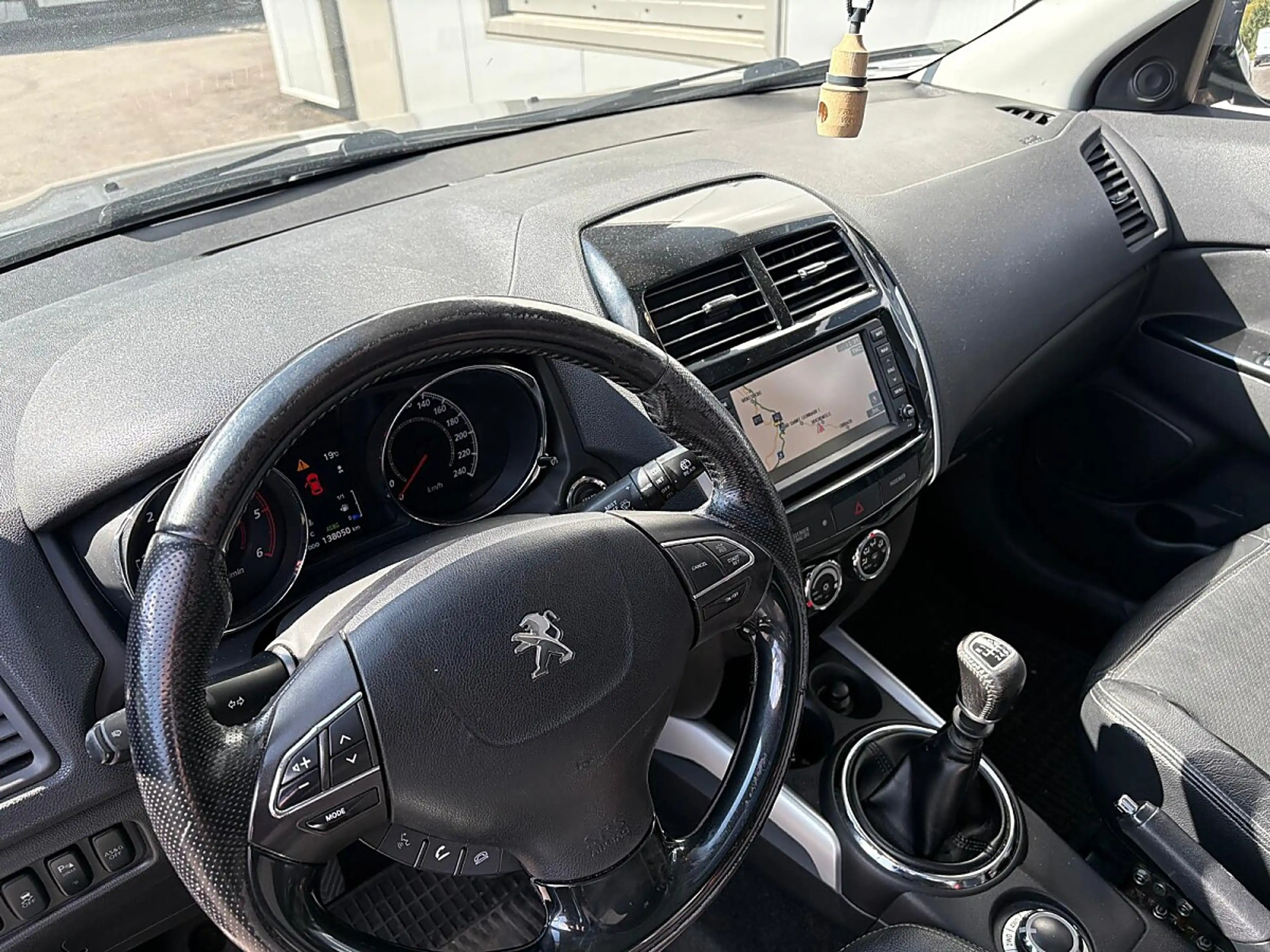 Peugeot 4008 1,8 HDi 150 ALLRAD, FAP Allure **TOP*** — photo 6