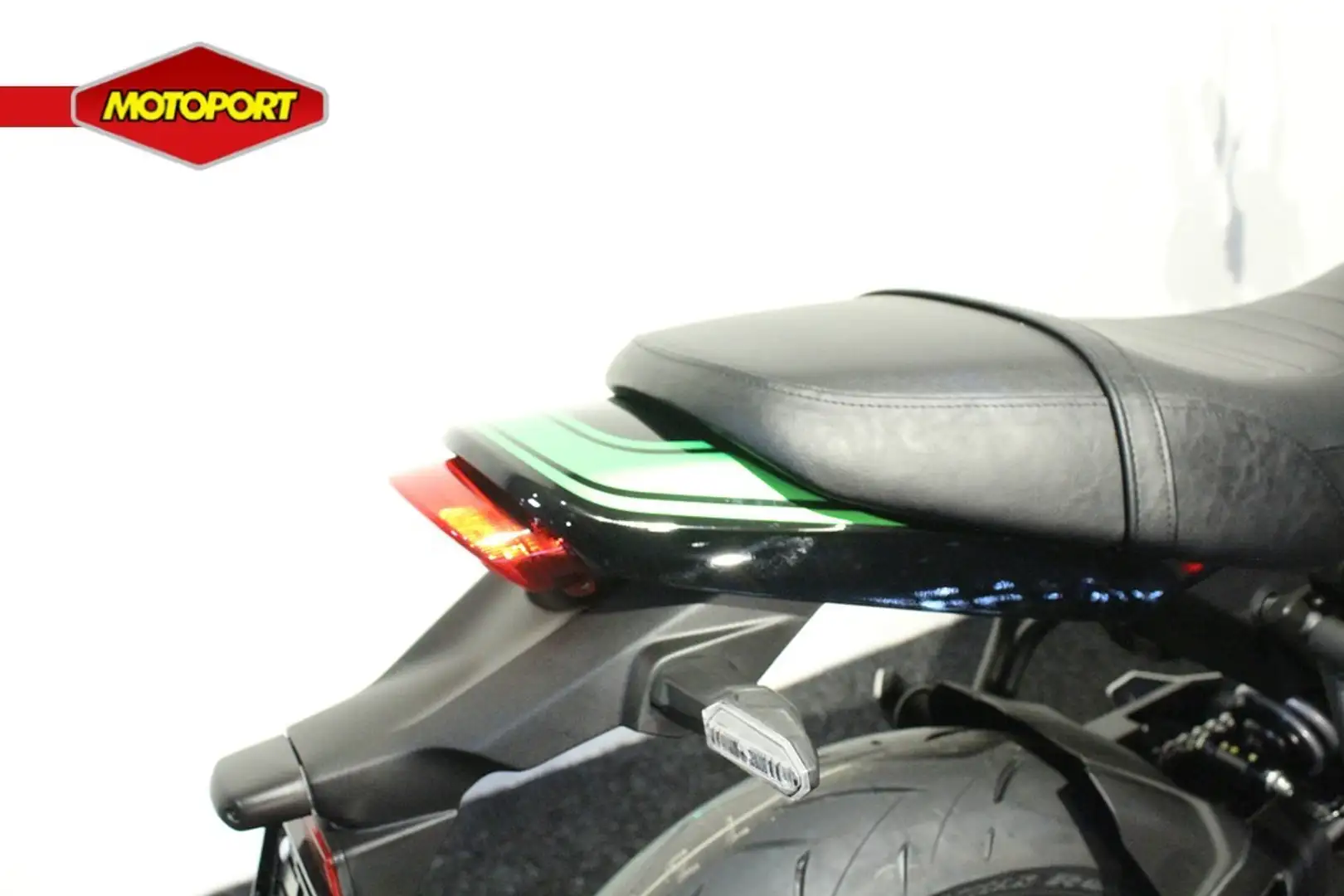 Kawasaki Z 650 RS Verde - 2