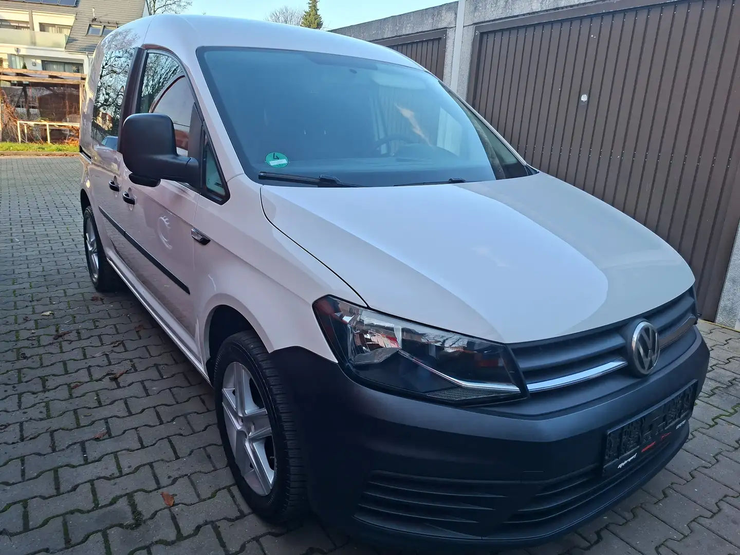 Volkswagen Caddy Kasten 2.0 Klima Standheiz. AHK Scheckheft Top!! Weiß - 1