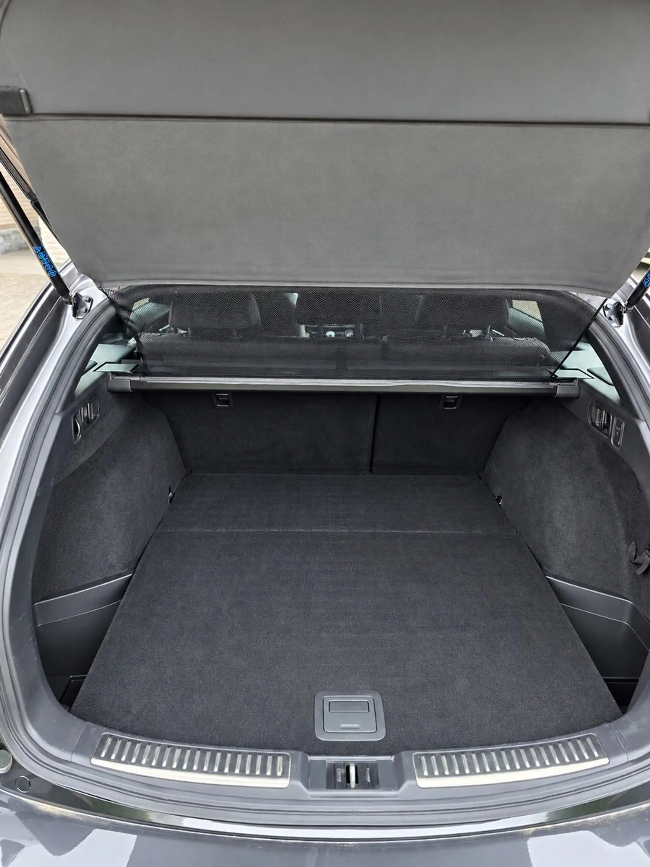 Mazda 6 2.2 SKYACTIV-D 184 Edition 100 Auto — photo 11