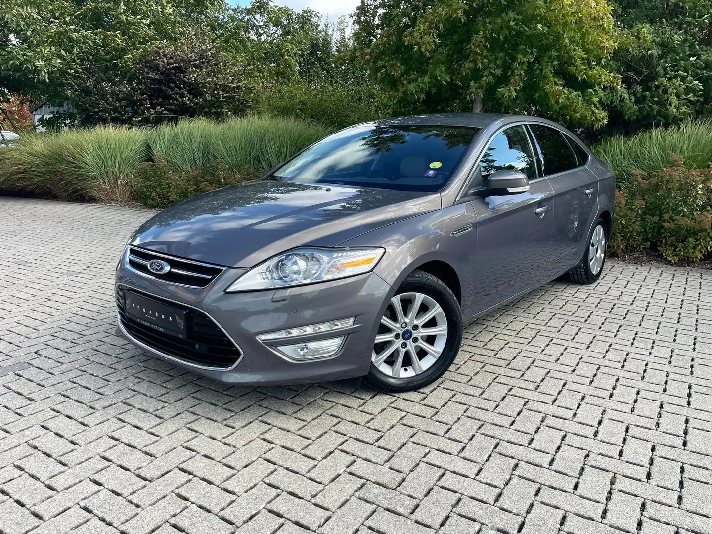 Ford Mondeo 2.0 - 2014/194.000km/Euro 5b - AUTOMAAT Gris - 1