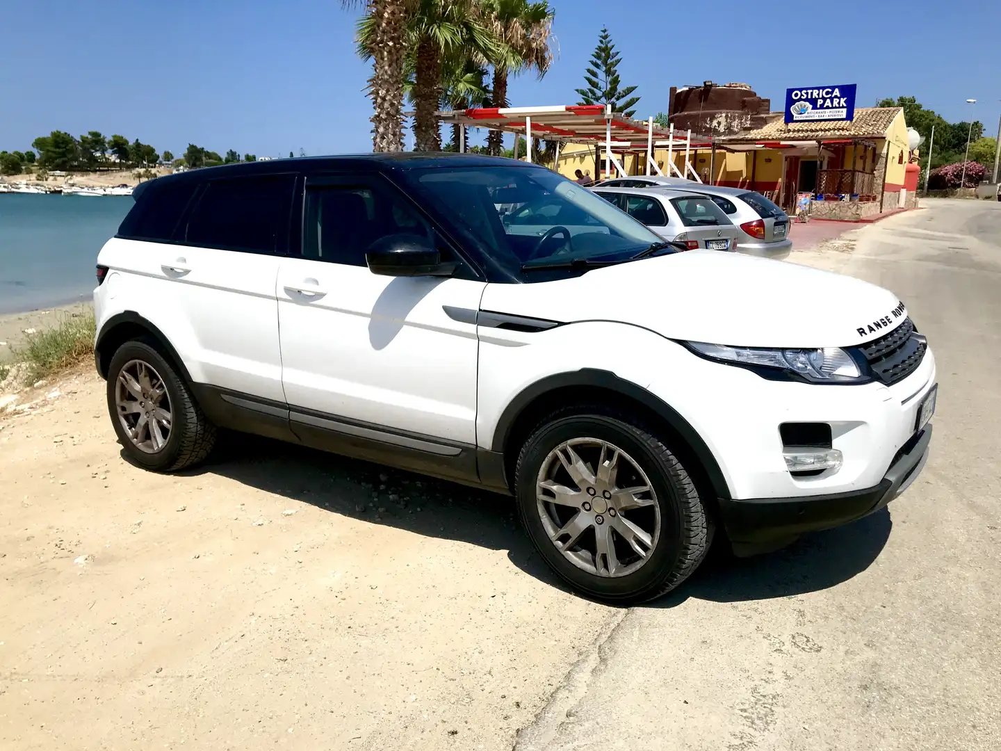 Land Rover Range Rover Evoque 5p 2.2 td4 Prestige 150cv - 2