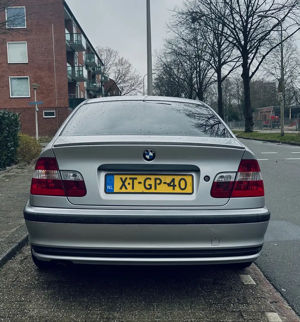 BMW 316 316i srebrna - 2