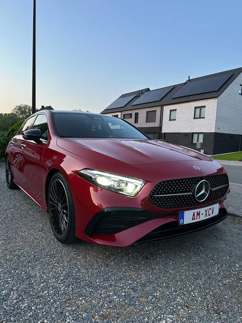 Mercedes-Benz A 180 PACK AMG, PACK PREMIUM PLUS, PACK NIGHT, FULL OP. Rouge - 1
