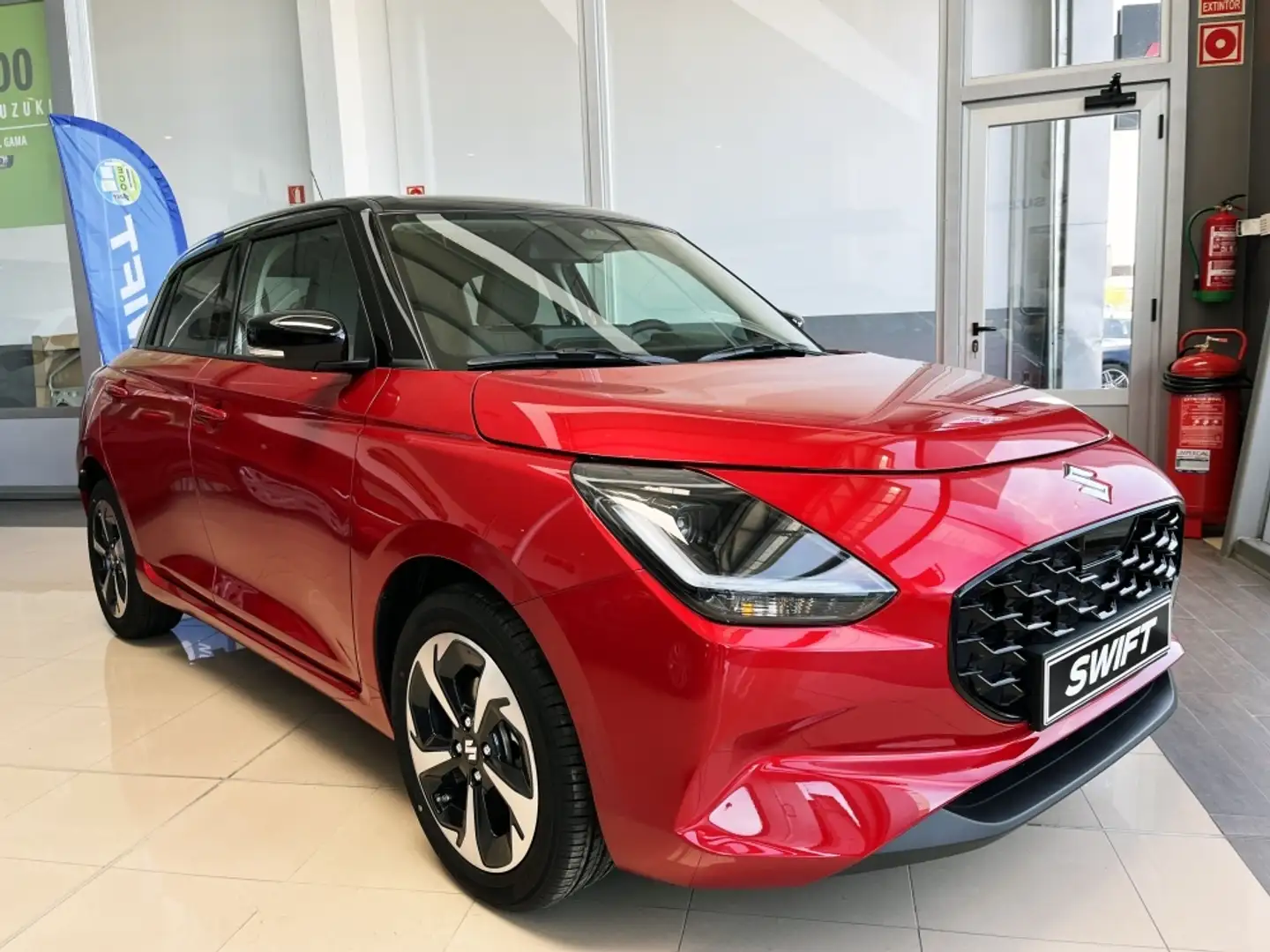 Suzuki Swift 1.2 Mild Hybrid S3 CVT Rojo - 1