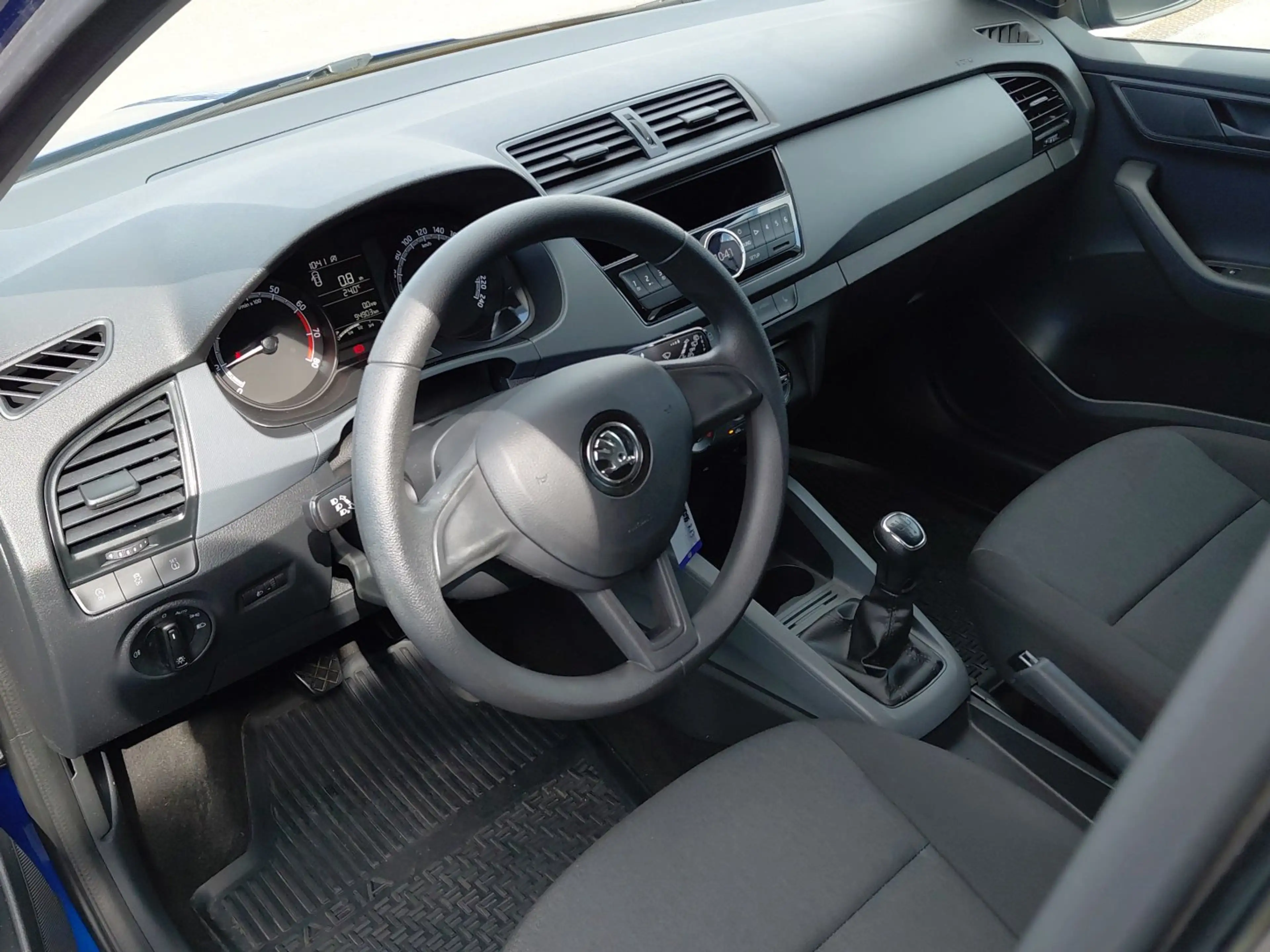 Skoda Fabia Active TSI — photo 8