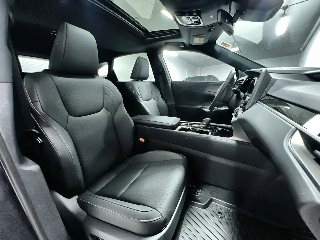 Lexus RX fotografie Lexus RX