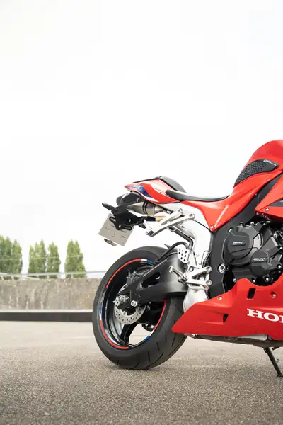 Honda CBR 600 - foto 6